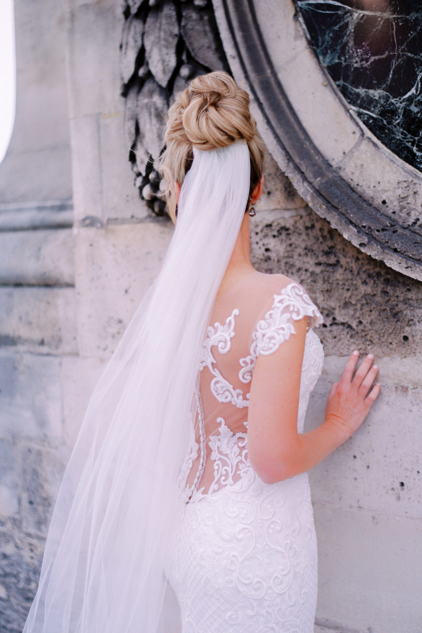 Lisa Tim Romantic Wedding Le Secret DAudrey SBS 031 scaled