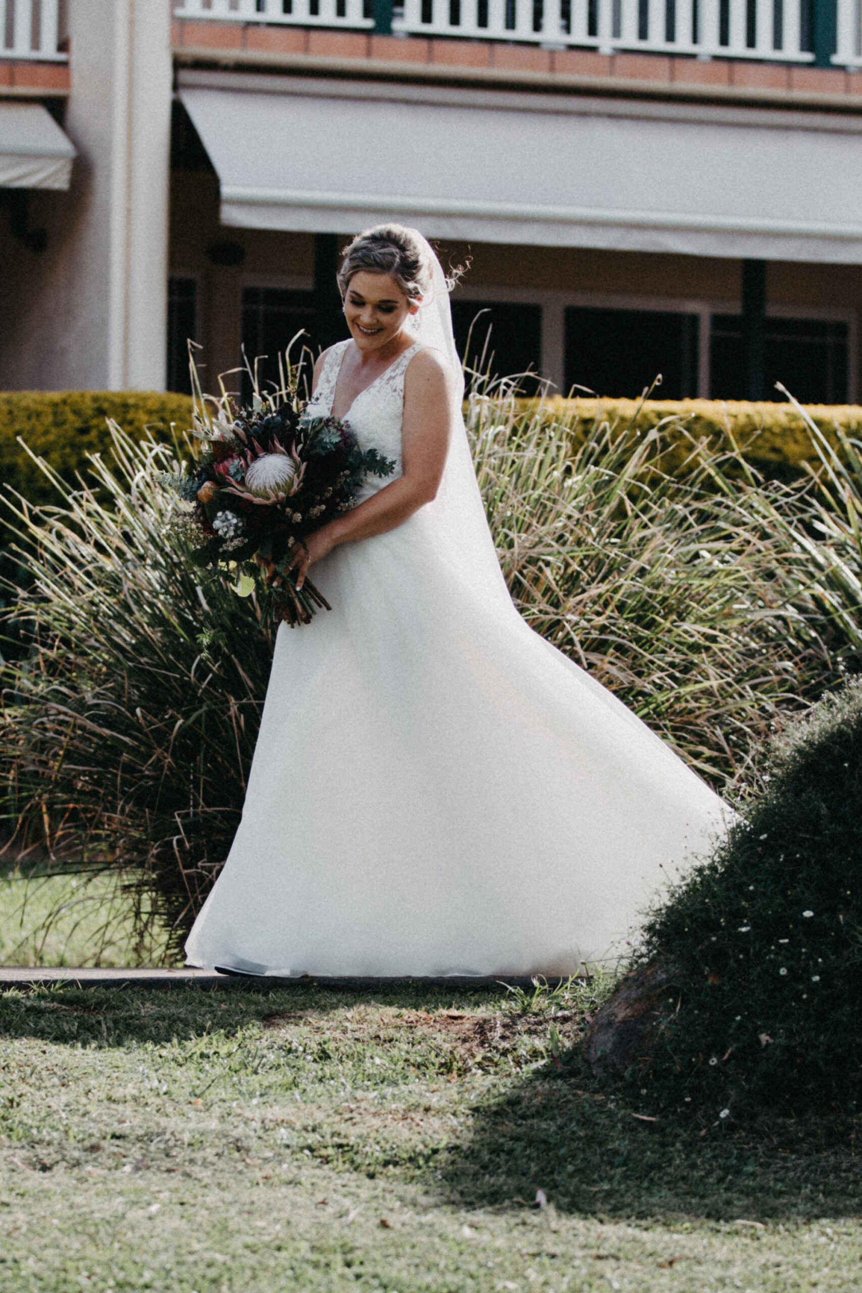 Liz_Cody_Rustic-Country-Wedding_Sally-M-Photography_SBS_003
