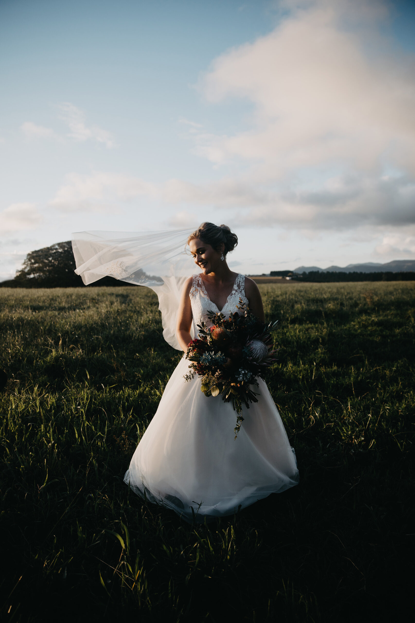 Liz_Cody_Rustic-Country-Wedding_Sally-M-Photography_SBS_022