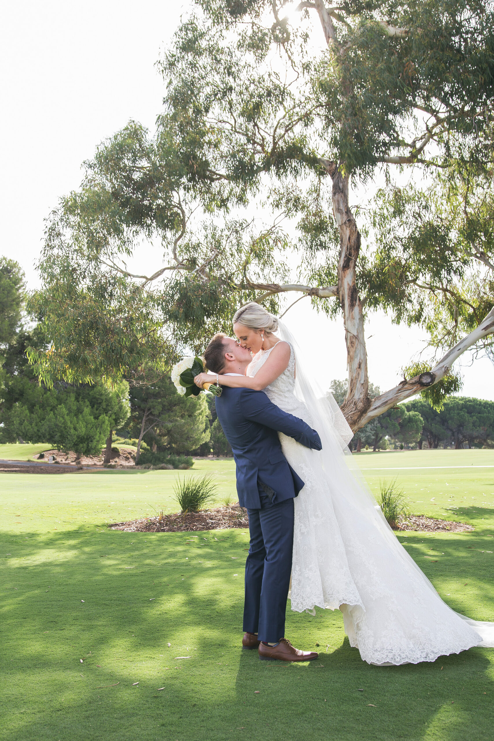 Louise_Ben_Golf-Club-Wedding_030