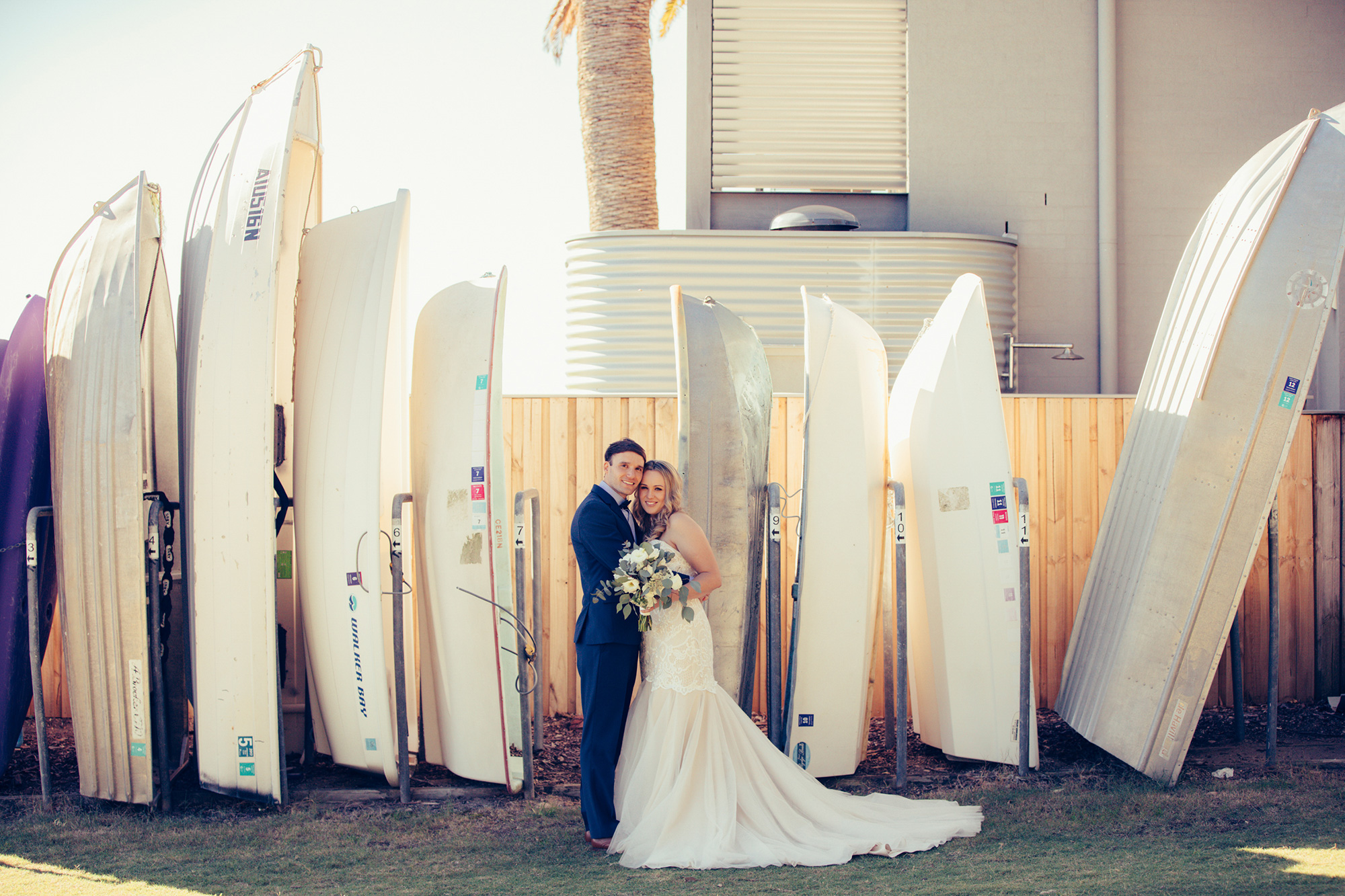 Louise Manzil Elegant Beach Wedding De Lumiere Photography 045