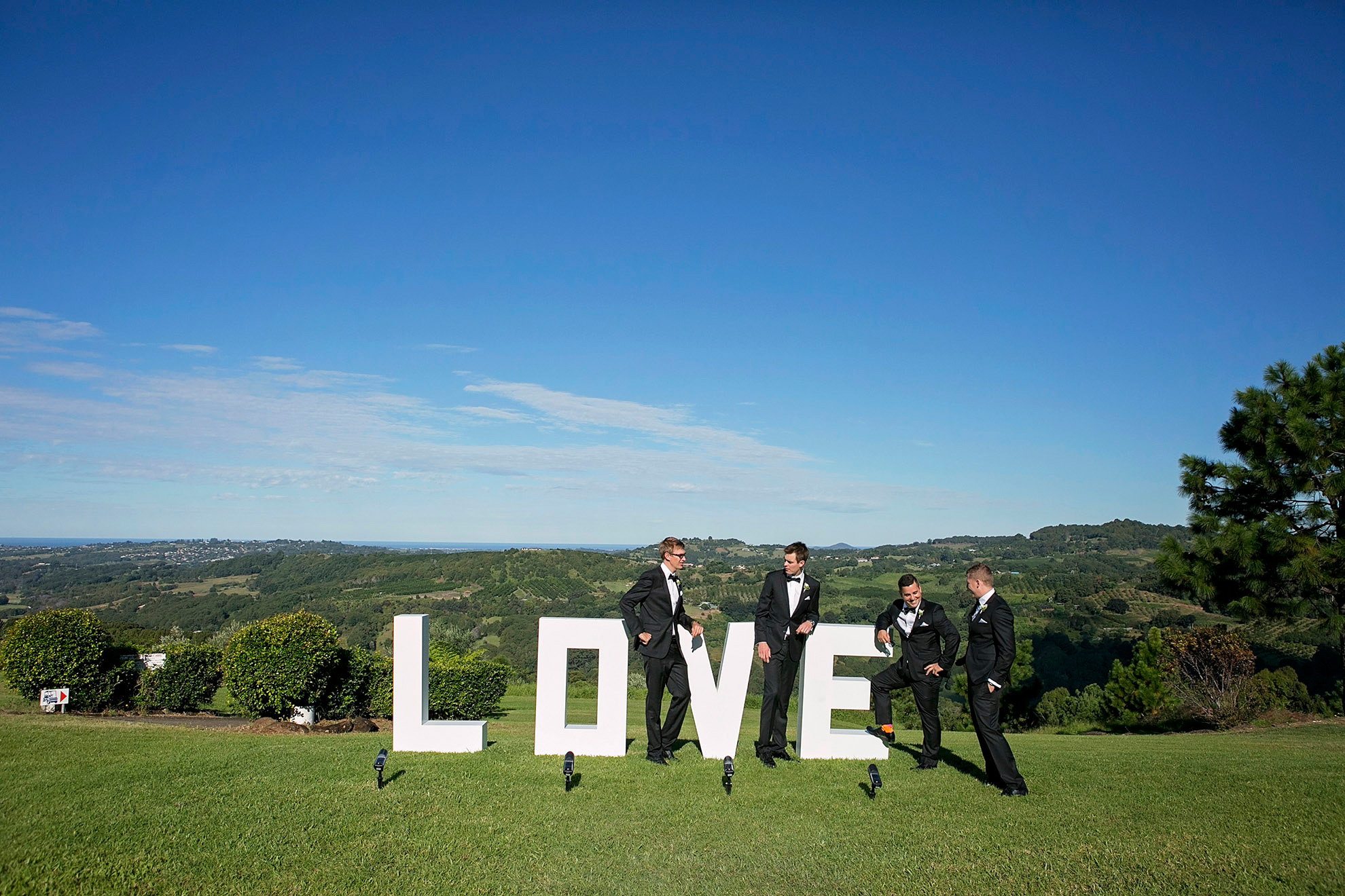 Louise_Matt_Romantic-Outdoor-Wedding_011