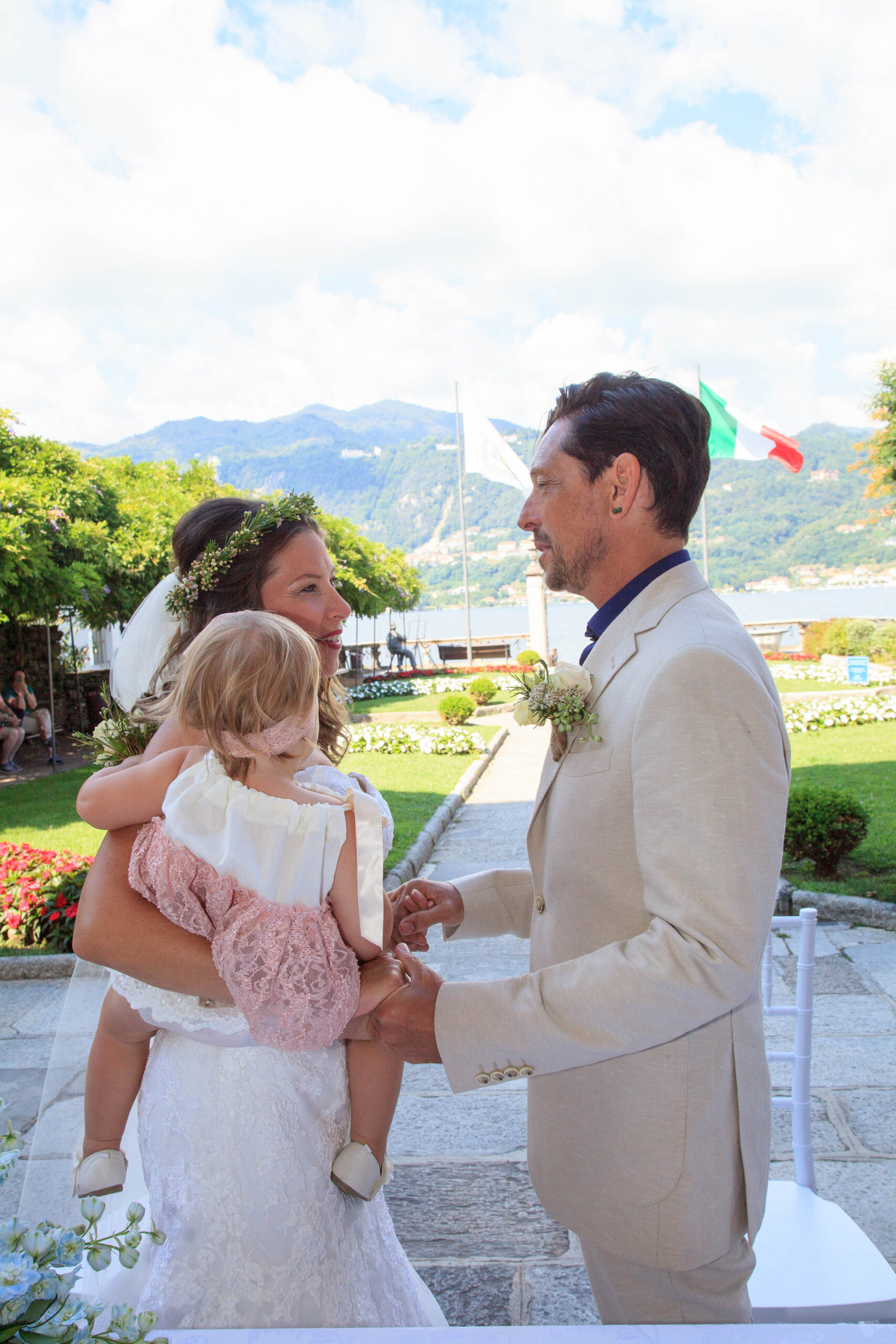Lucinda_Sean_Italian-Elopement_Orta-Wedding-Photographer_011
