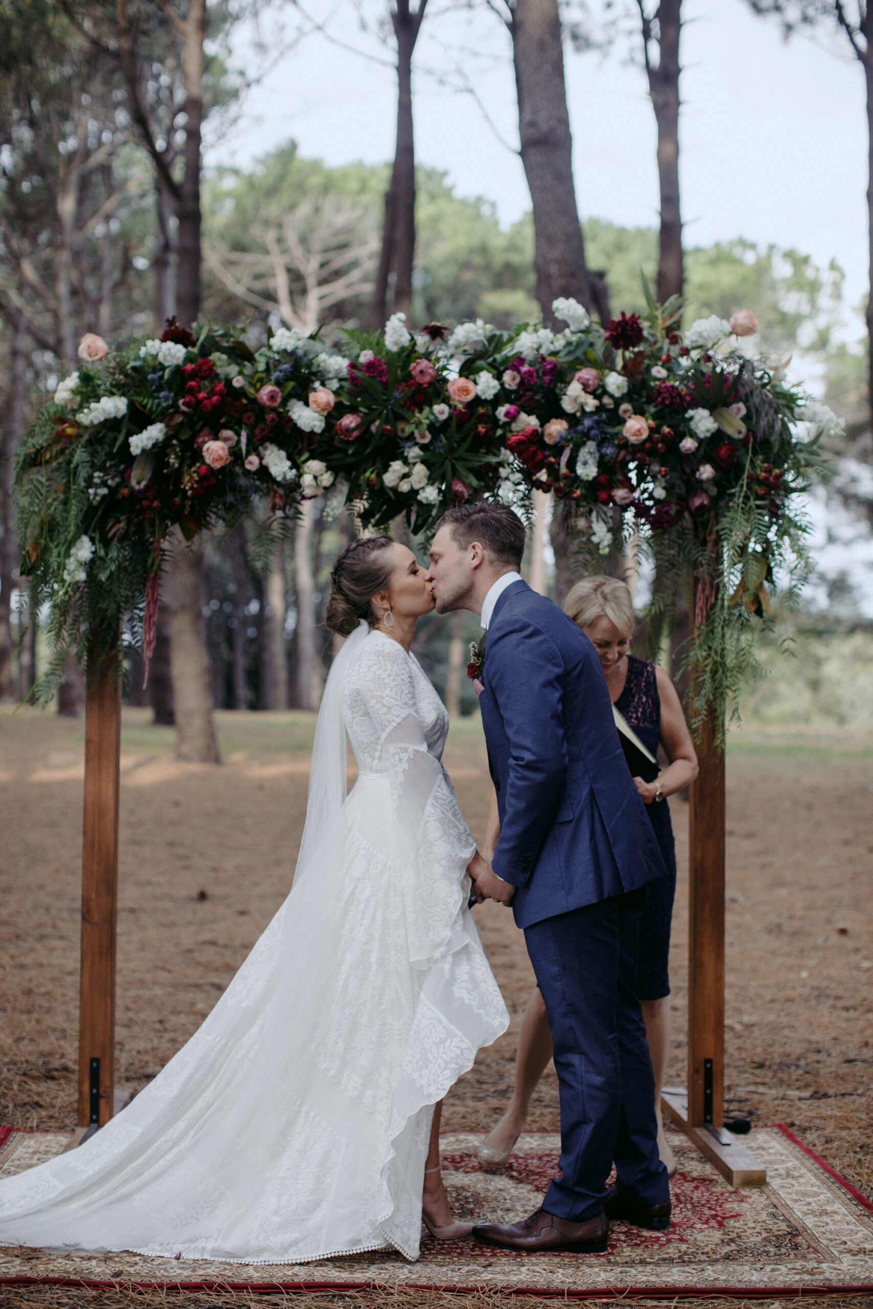 Madeleine Bryce Modern Bohemian Wedding Mitch Pohl Photography 036 scaled