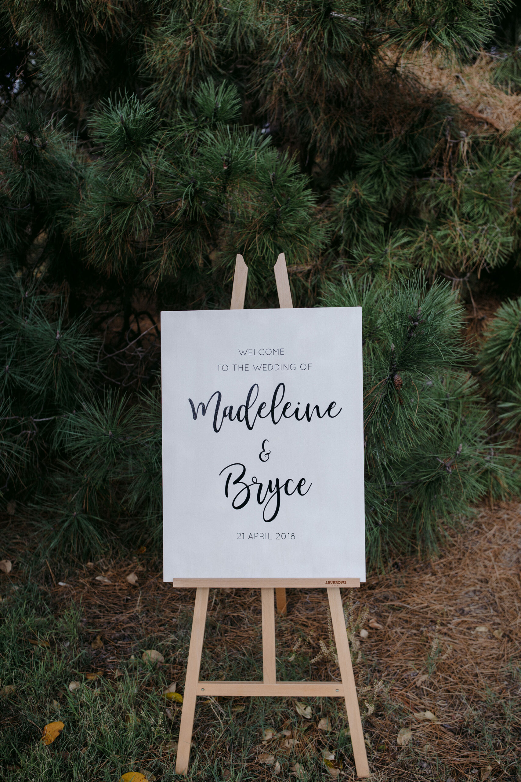 Madeleine Bryce Modern Bohemian Wedding Mitch Pohl Photography SBS 017 scaled