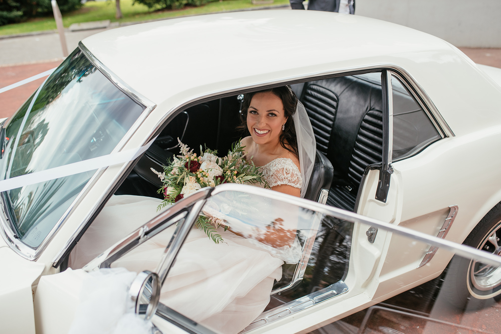 Mariana_Nick_Fun-Orthodox-Wedding_Jessica-Roberts-Photography_009