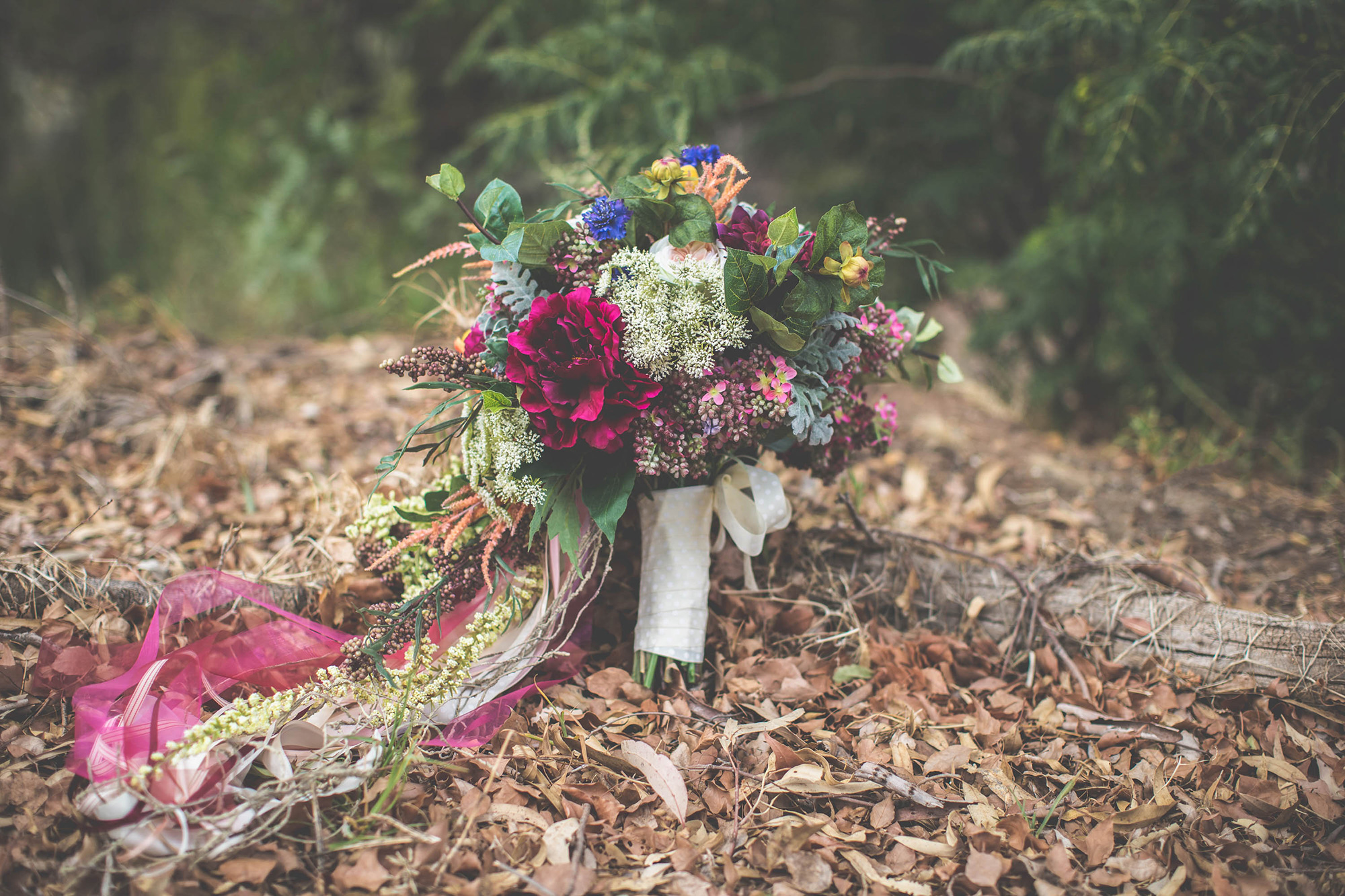 Megan_Dylan_Vintage-Garden-Wedding_006