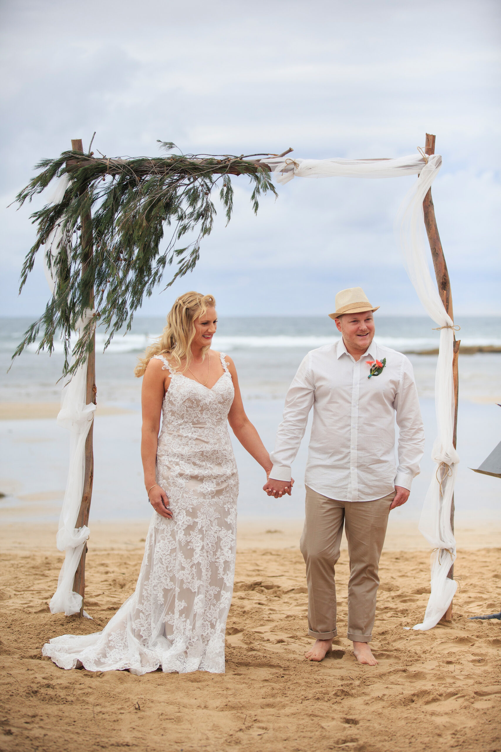 Megan_Travis_Beach-Wedding_SBS_007