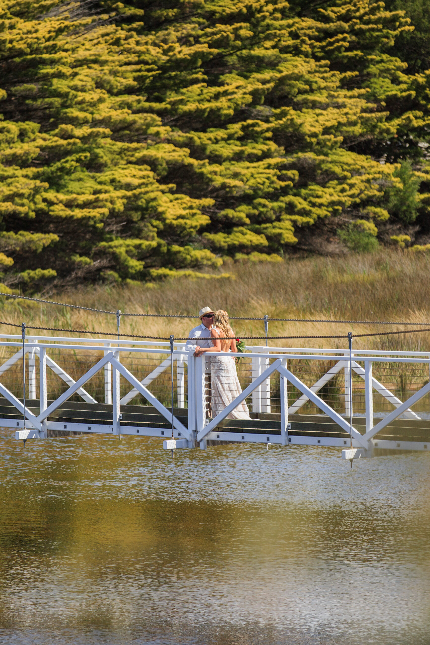 Megan_Travis_Beach-Wedding_SBS_020