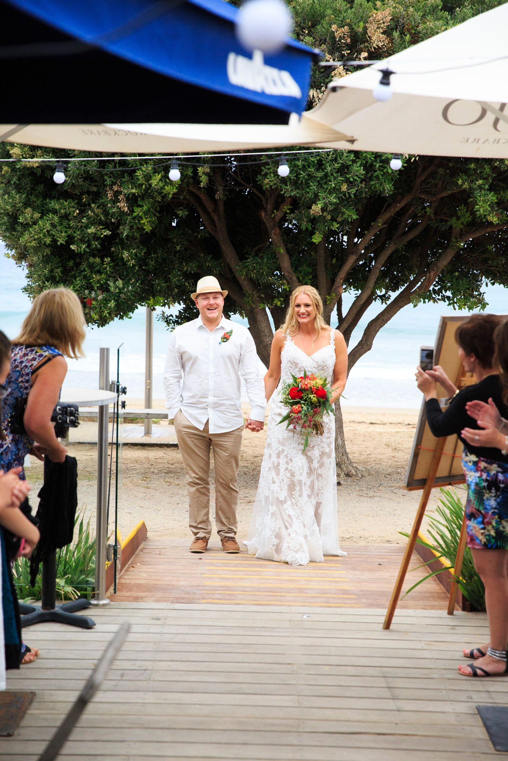 Megan_Travis_Beach-Wedding_SBS_026