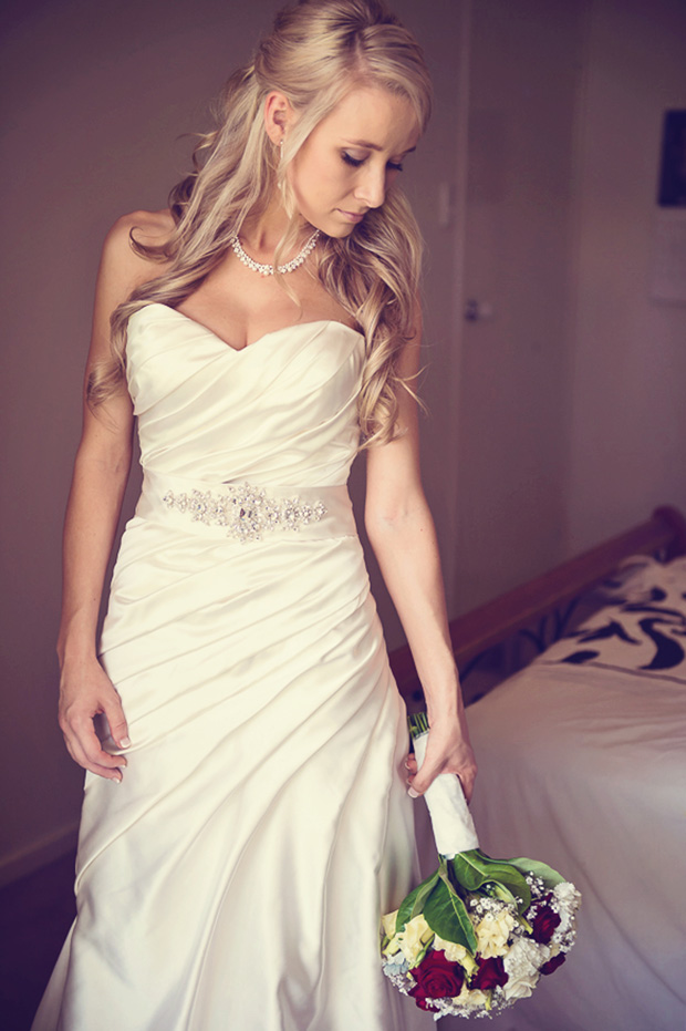 Meika_Ryan_Vintage-Wedding_006