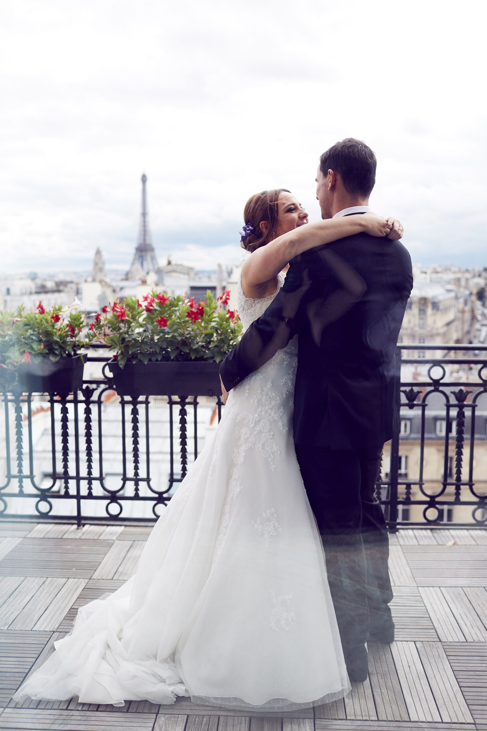 Melanie_Latham_Paris-Wedding_SBS_024