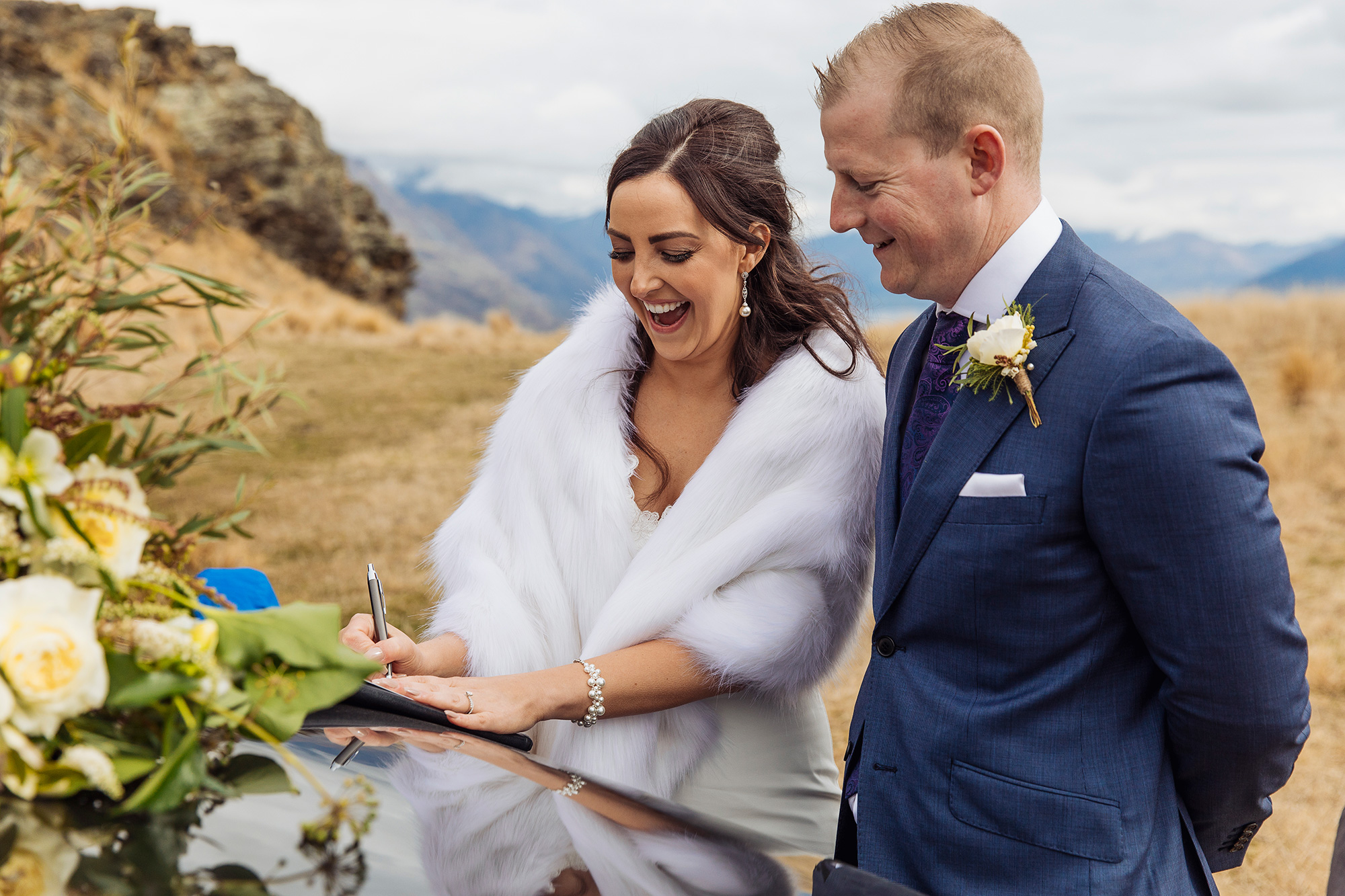 Melissa_Gareth_New-Zealand-Elopement_Larsson-Weddings_Angus-White-Photography_003