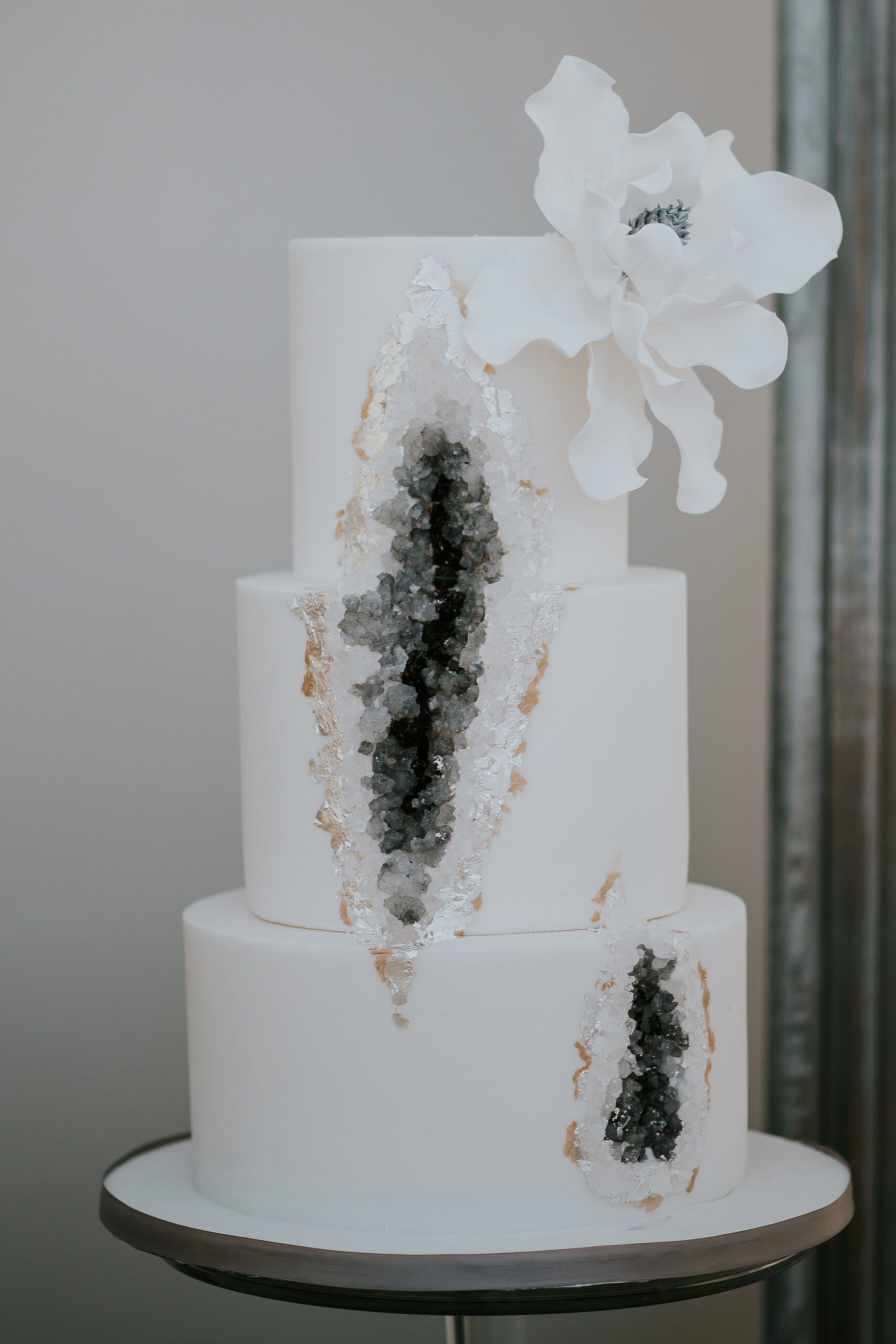 Michelle_Cordner_Photography_Luxe-Winter-Wedding_SBS_024