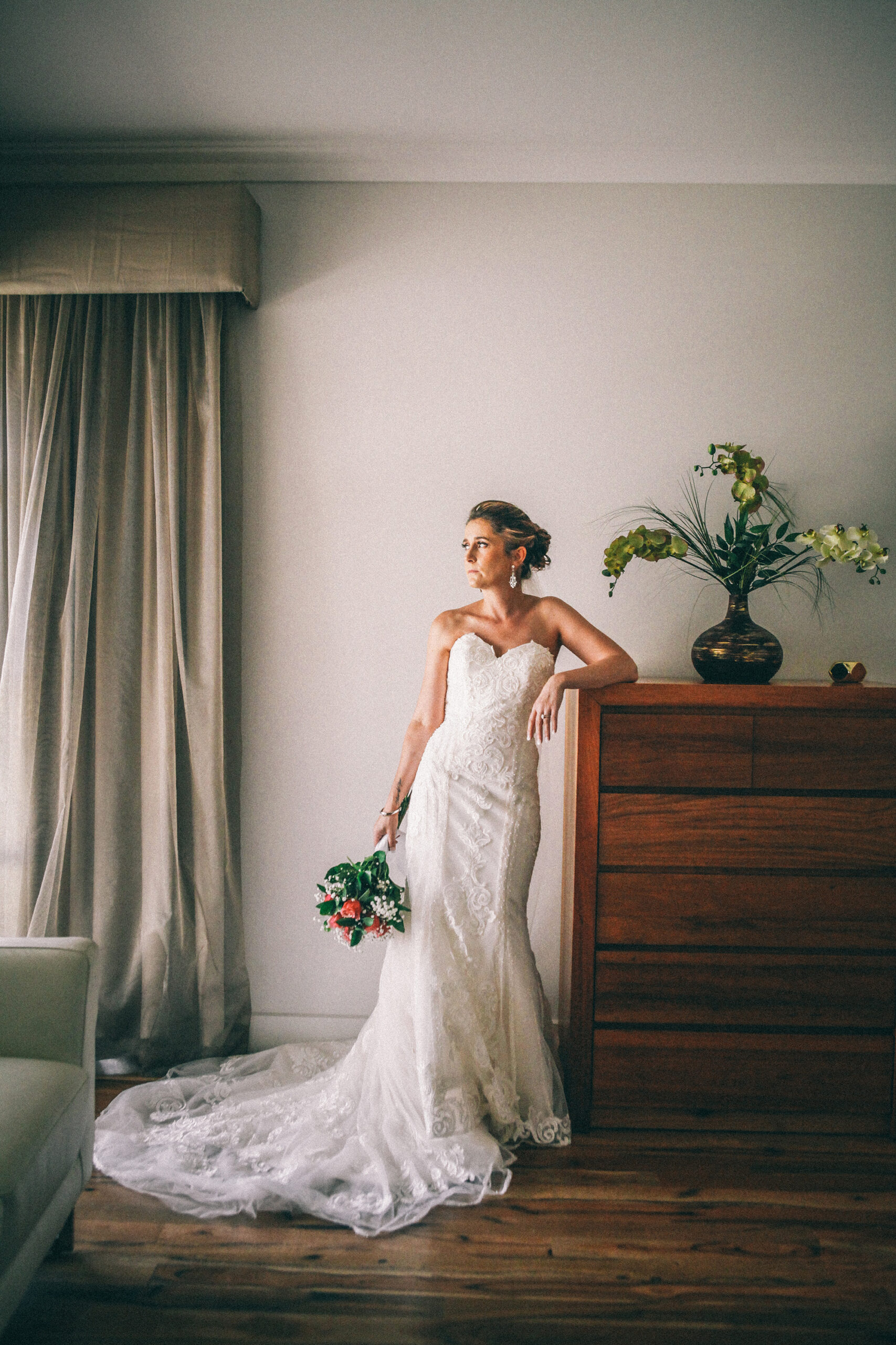 Michelle_Matt_Scottish-Vineyard-Wedding_Panache-Photography_017