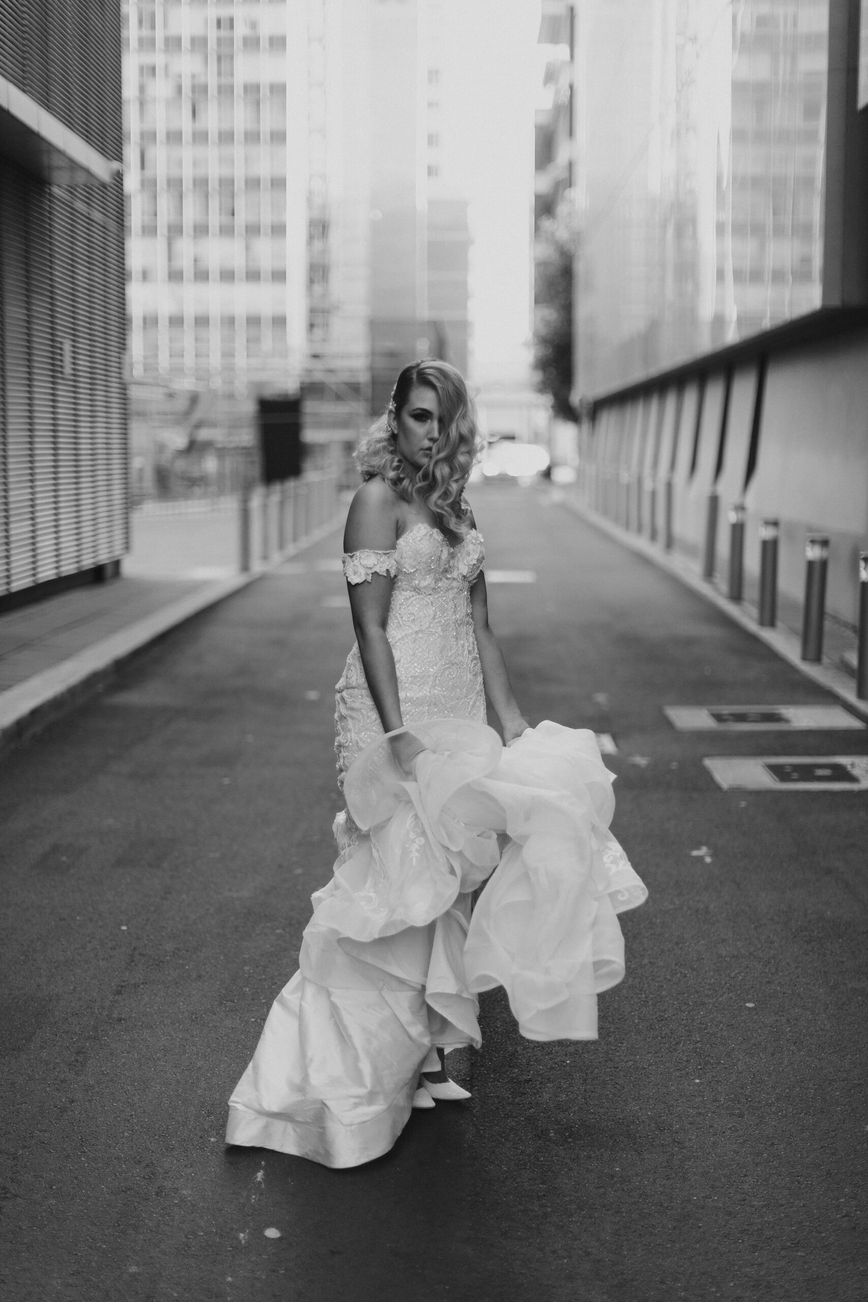 Mikaela Michael Classic Modern Wedding Dan Evans Photography 053 scaled