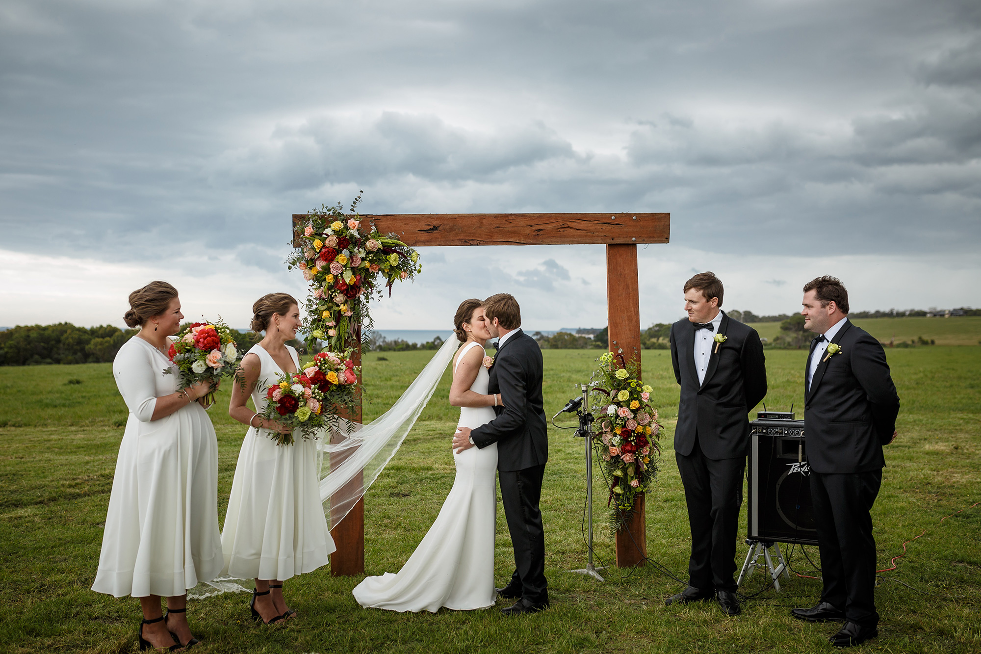 Minnie_Lachie_Farm-Wedding_021