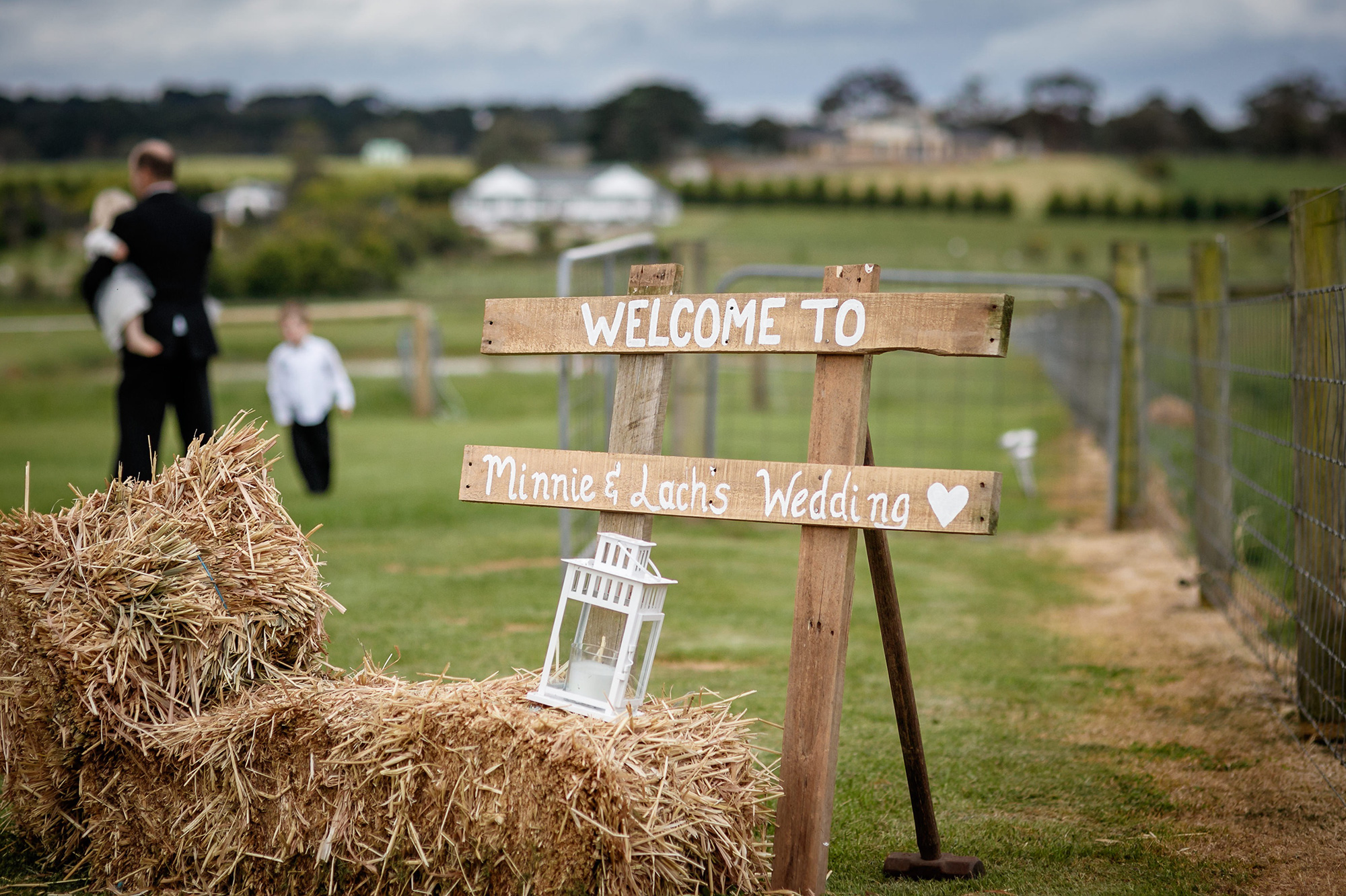 Minnie_Lachie_Farm-Wedding_038