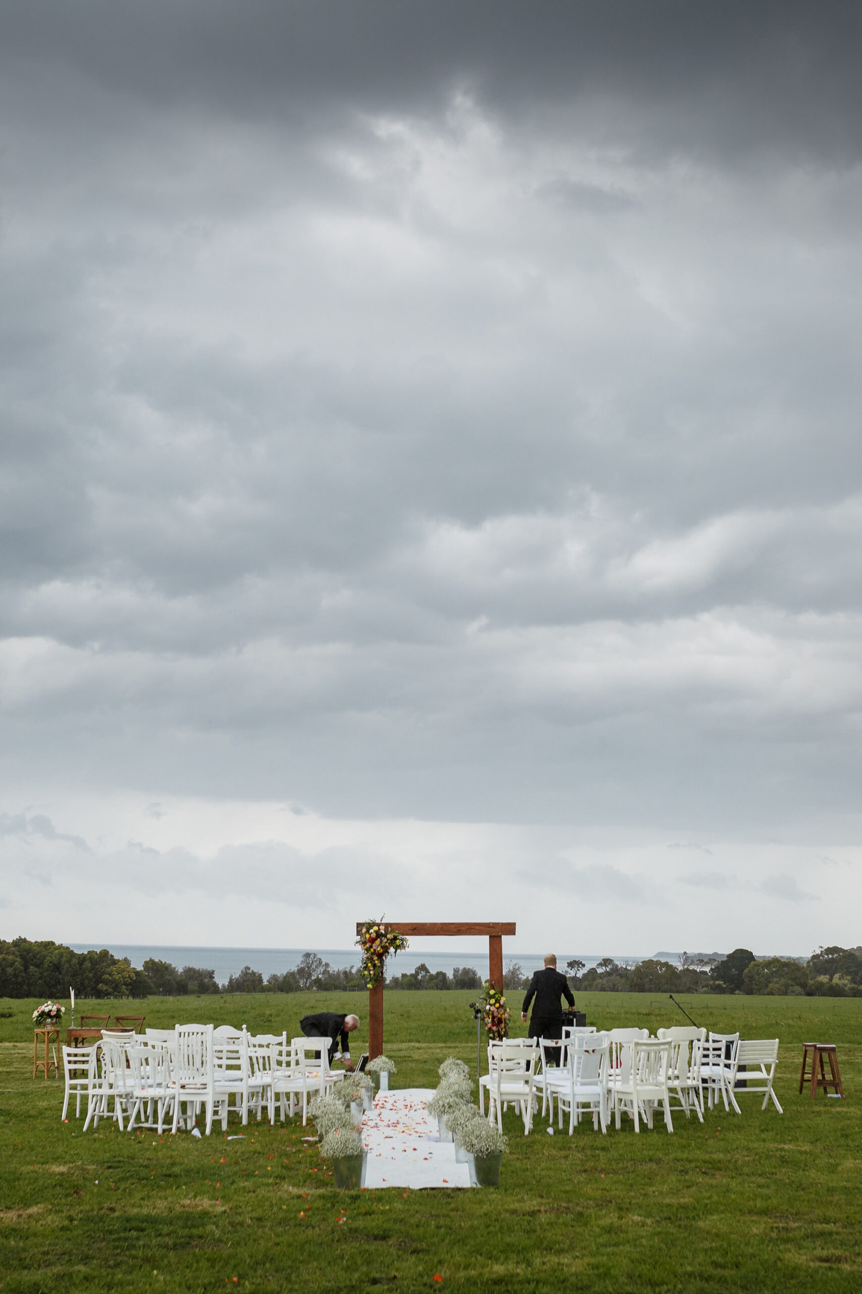 Minnie_Lachie_Farm-Wedding_SBS_017