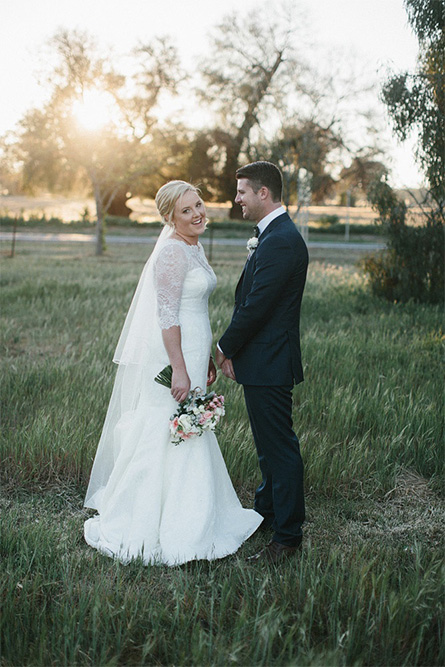 Monique_Ryan_Vintage-Country-Wedding_SBS_025