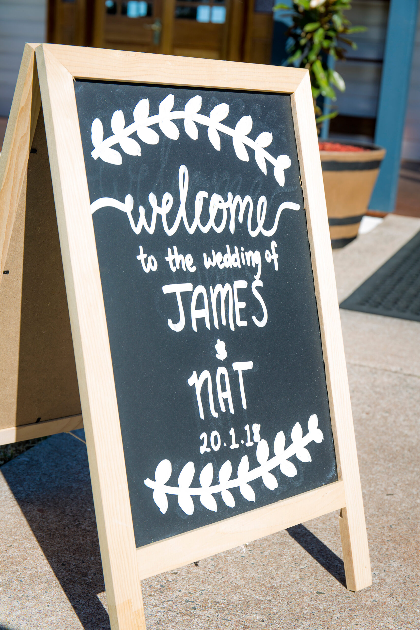 Natalie_James_Rustic-Wedding_Starlight-Productions_SBS_008