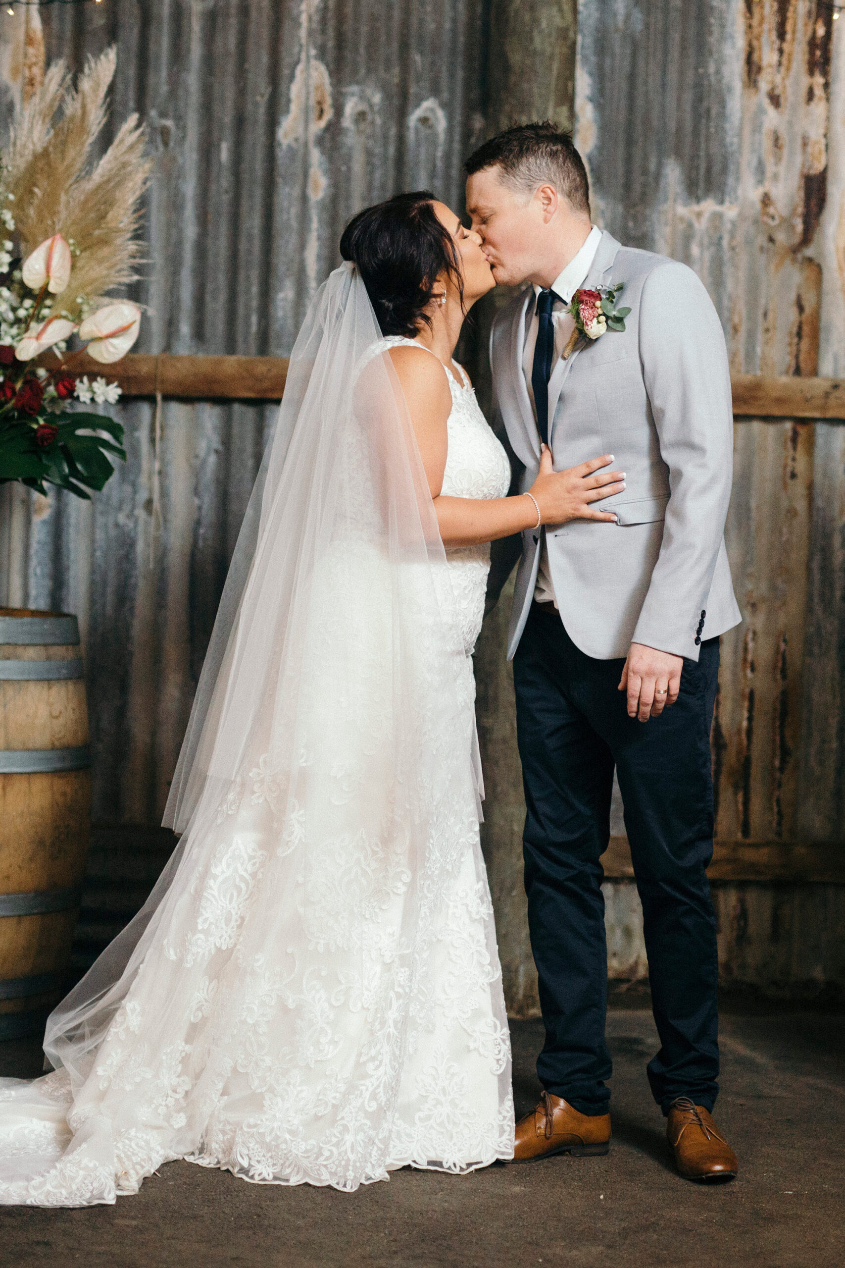 Nicole Andrew Elegant Barn Wedding Sean Danni Wedding Photographers SBS 033 scaled