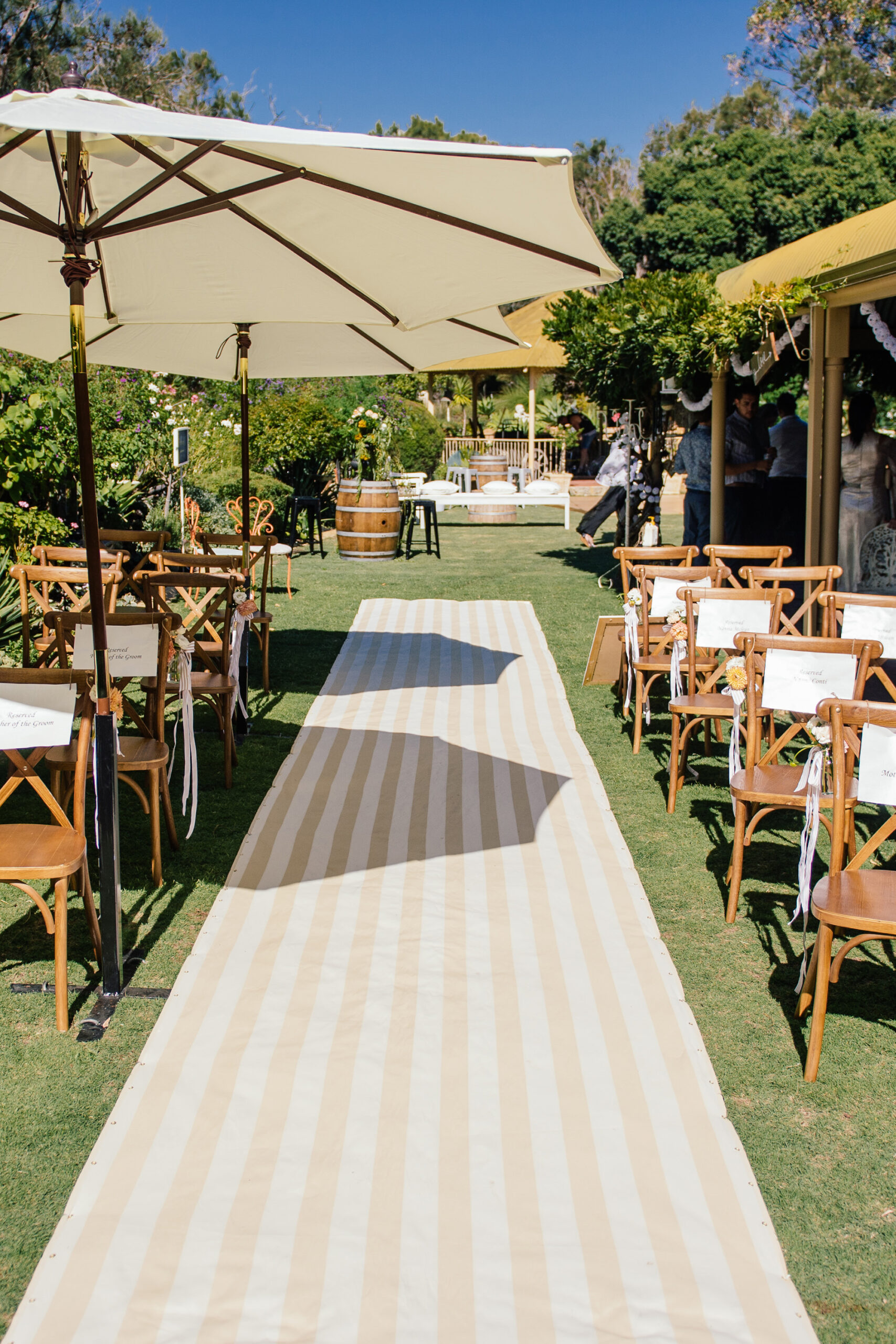 Nicole_Dee_Perth-Garden-Wedding_Kevin-McGinn-Photography_SBS_020