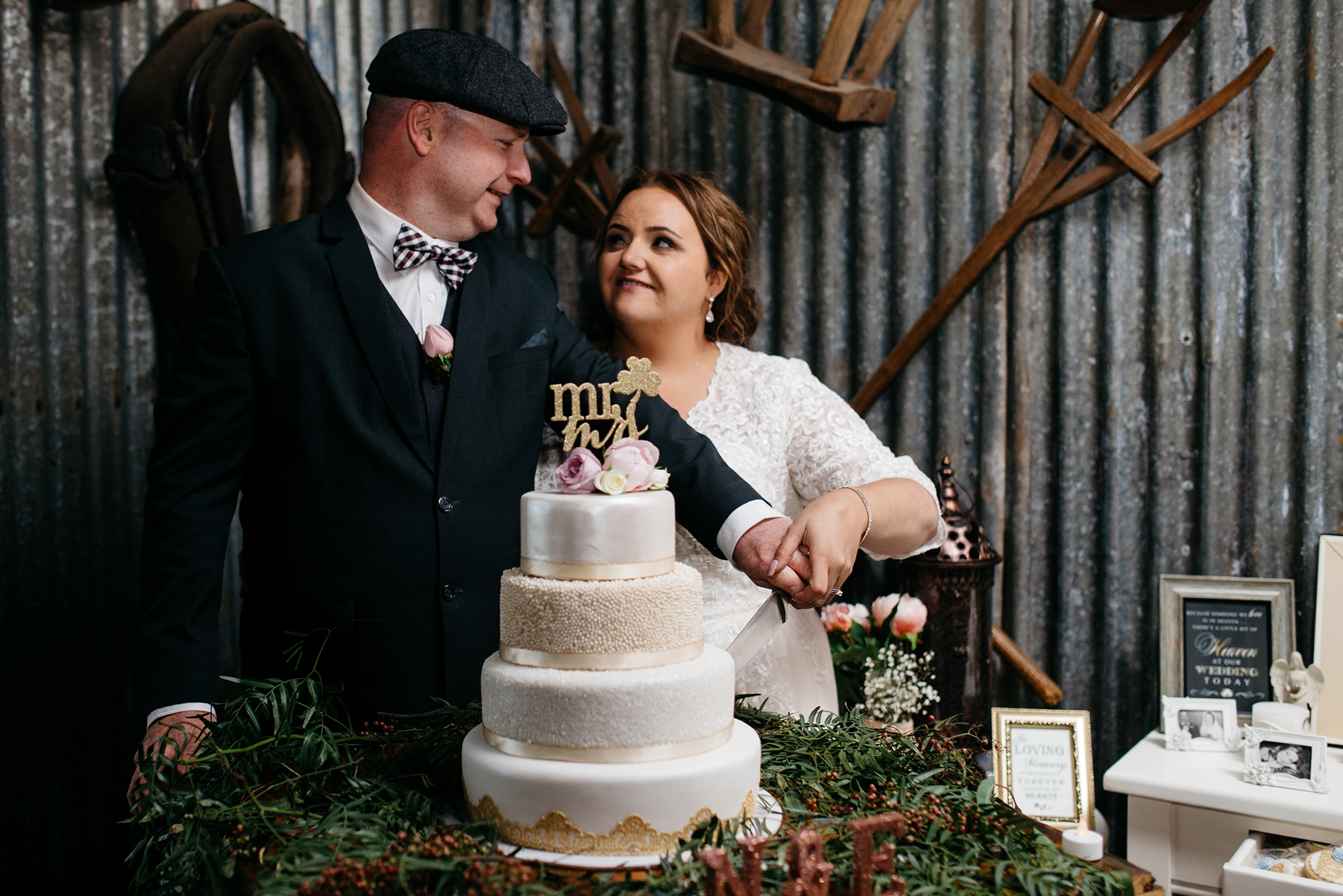 Nicole Eoin Rustic Irish Wedding Laugh Out Loud Photography 045