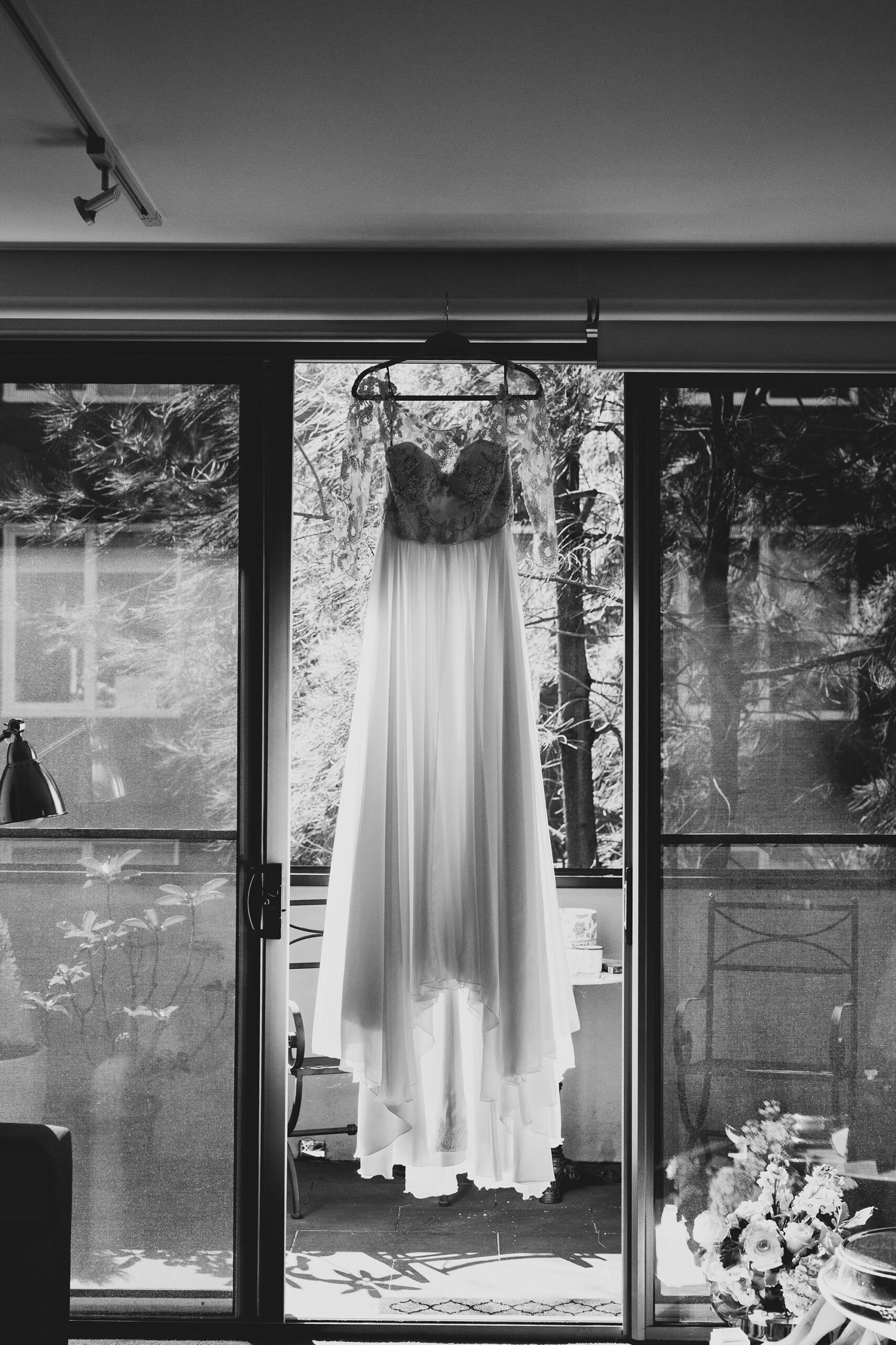 Nicole_James_Elegant-Wedding_Madeleine-Chiller-Photography_SBS_007