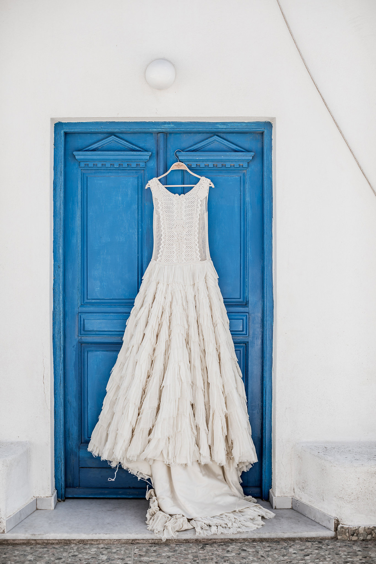 Nicole Michael Santorini Elopement Lilly Red SBS 013