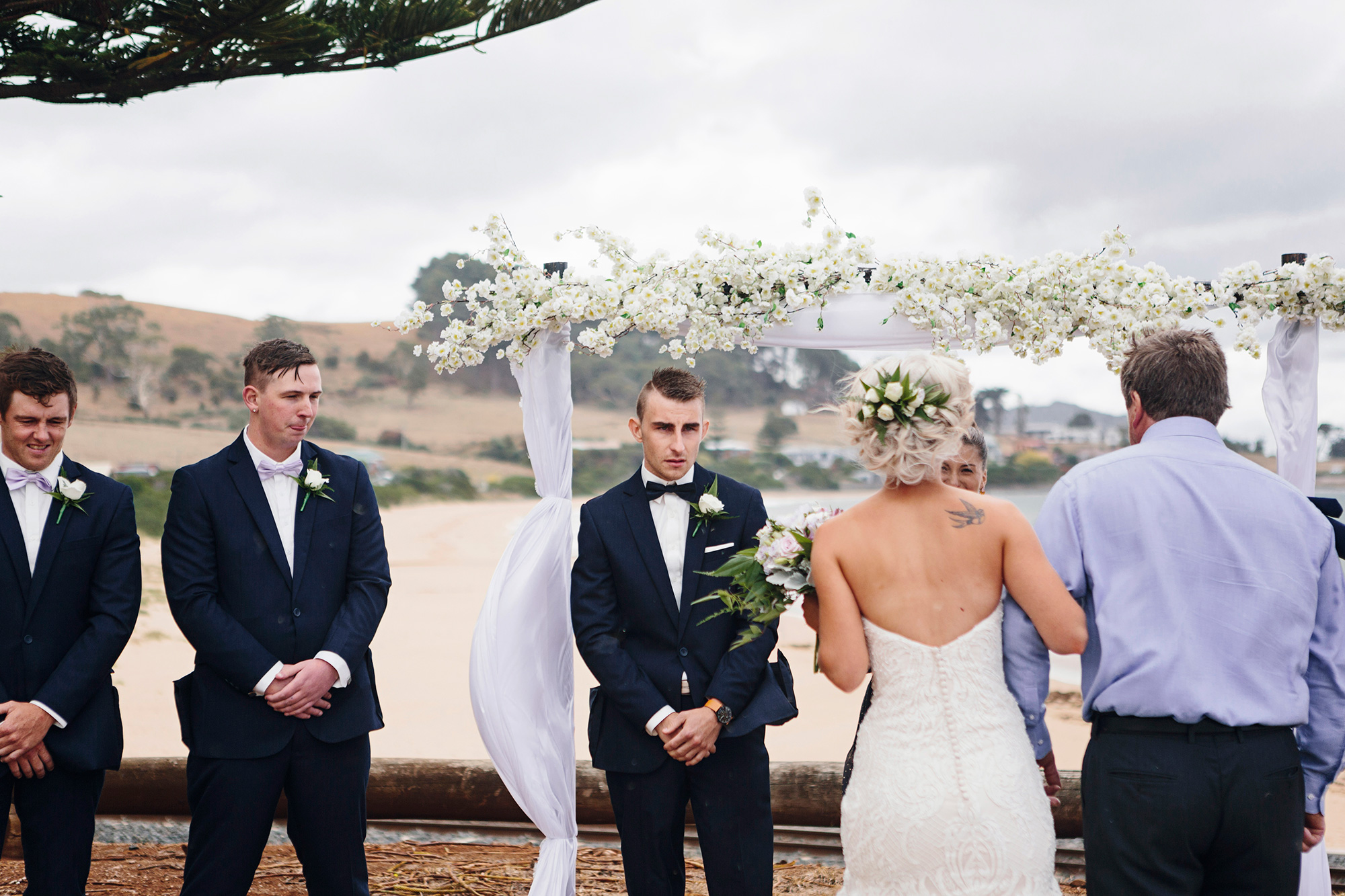 Nicole_Ryan_Elegant-Beach-Wedding_Michelle-Dupont-Photography_030