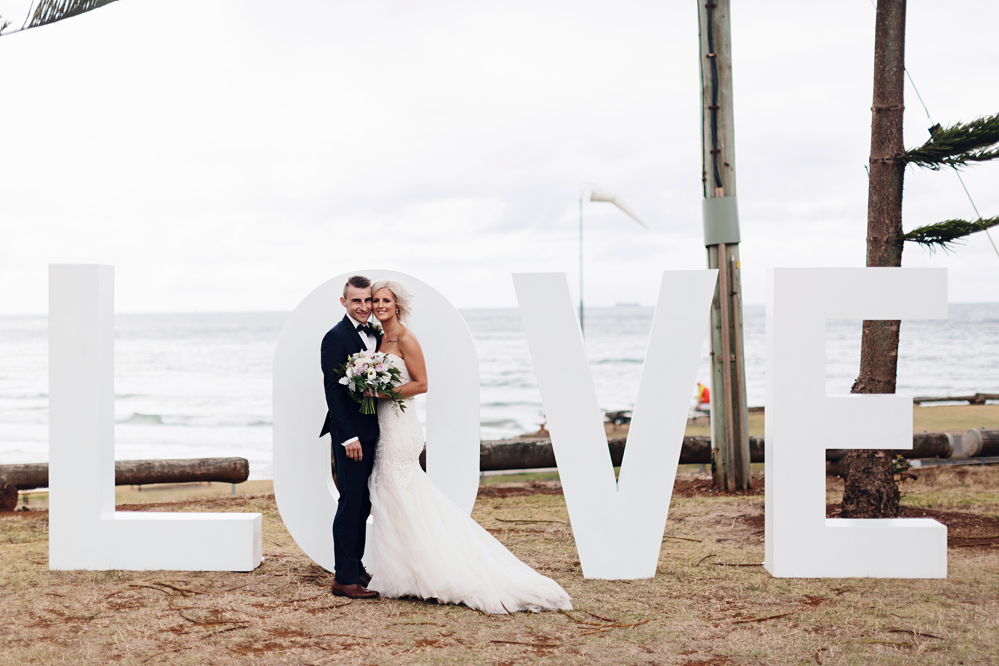 Nicole_Ryan_Elegant-Beach-Wedding_Michelle-Dupont-Photography_035