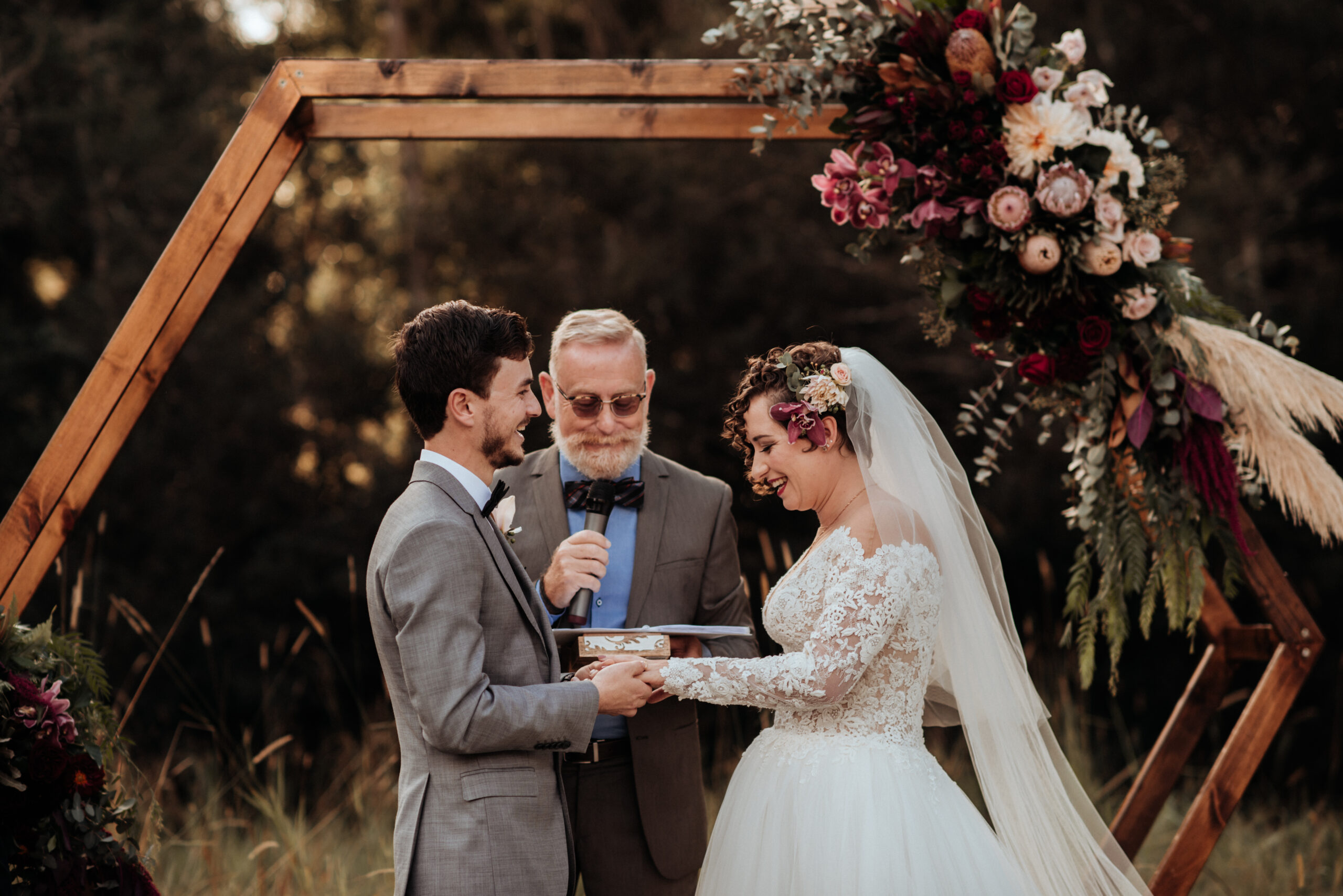 Ocean View Estates Wedding Photos by Lovelenscapes Visual Poetry Hannah Andrew 17 scaled