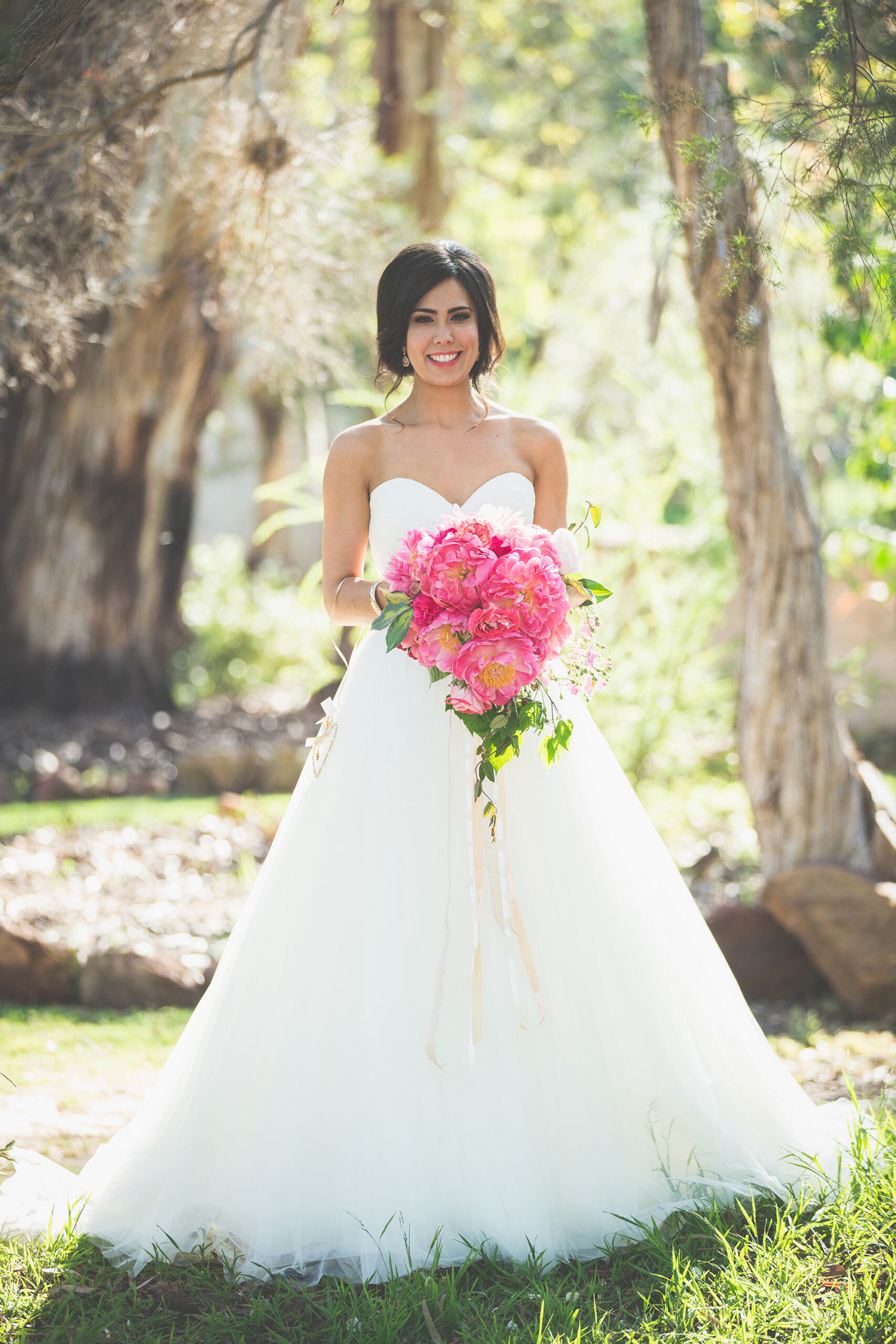 Phoebe_Travis_Romantic-Vineyard-Wedding_026