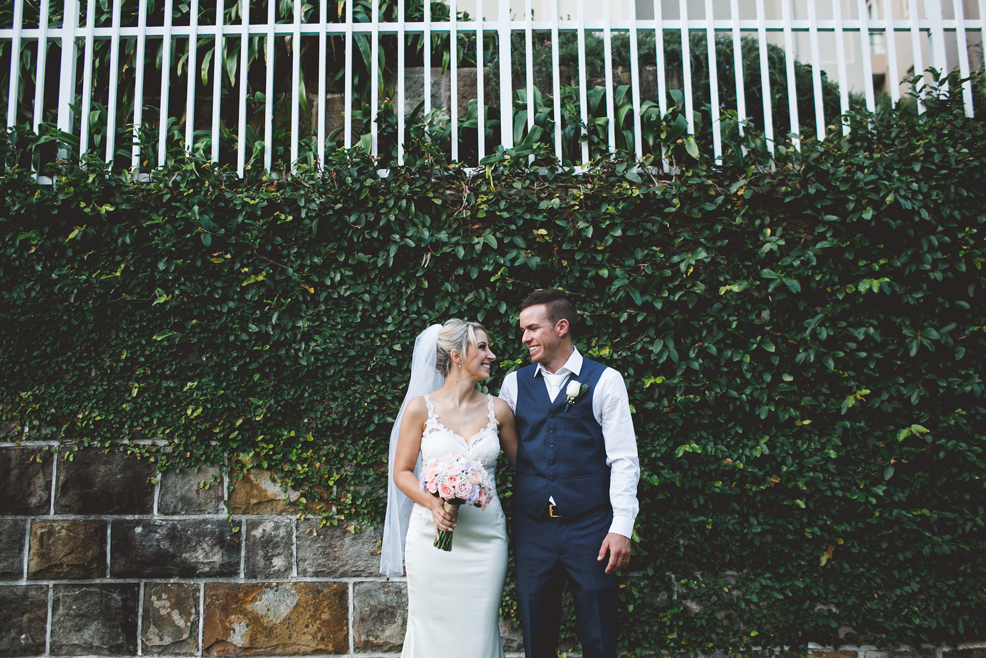 Rachael_Alex_Rustic-Waterfront-Wedding_022