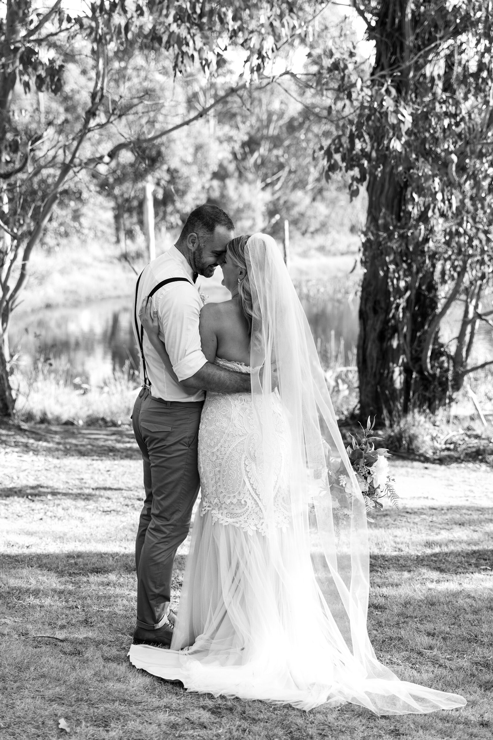 Rachel Ben Rustic Farm Wedding Perla Photography FAV 037 scaled