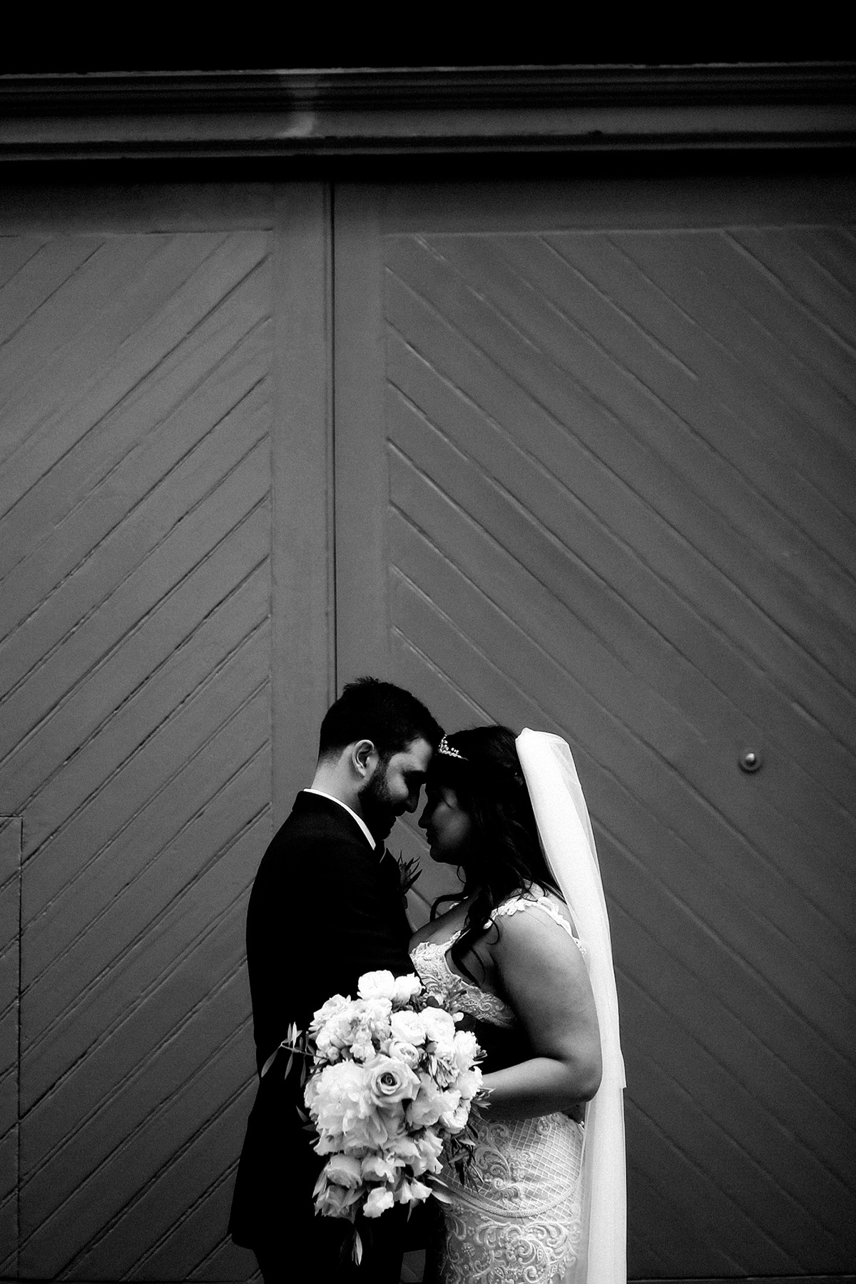 Rebecca Cristian Classic Elegant Wedding Mark Davis Photography SBS 019