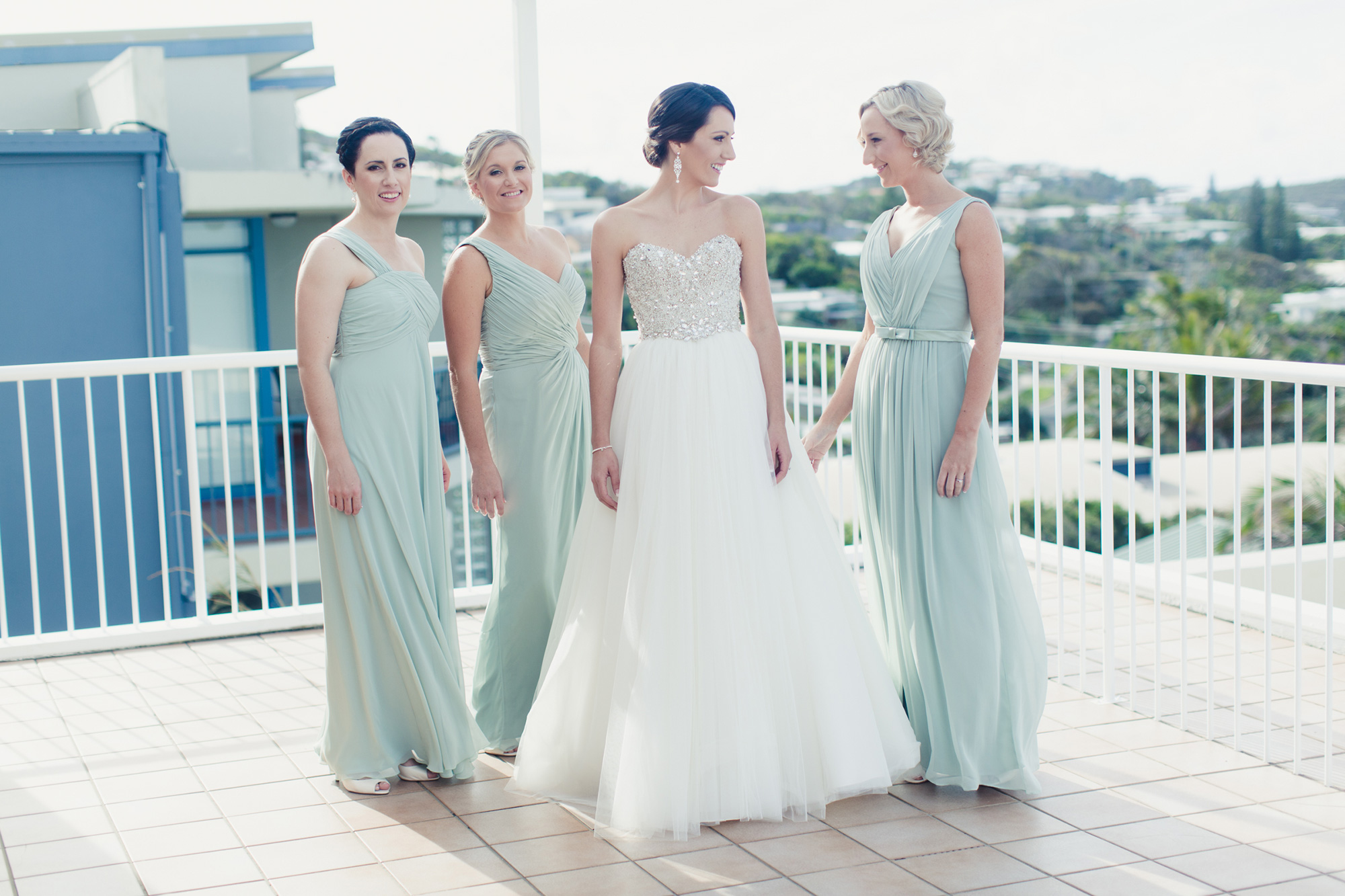 Rhian_Phil_Beach-Wedding_008