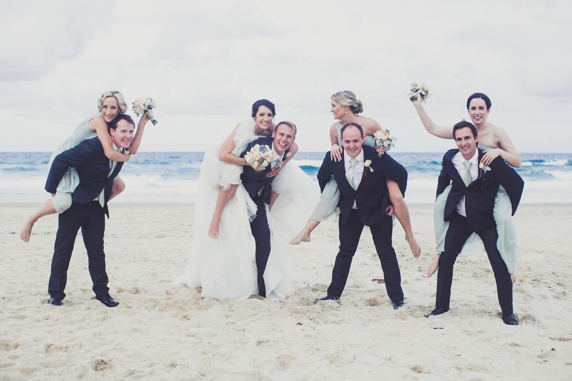 Rhian_Phil_Beach-Wedding_025