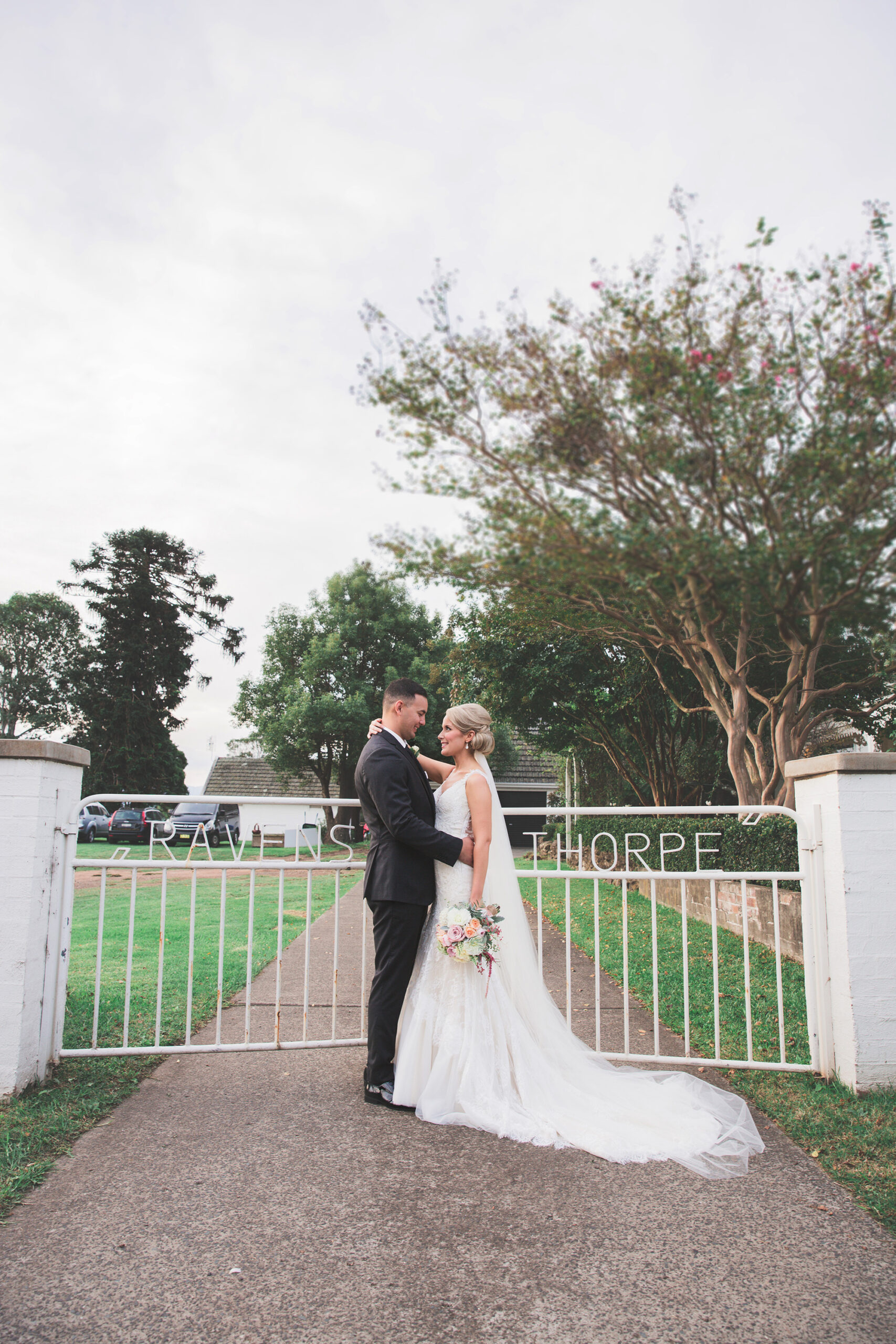 Rhianna_Jason_Vintage-Country-Wedding_031