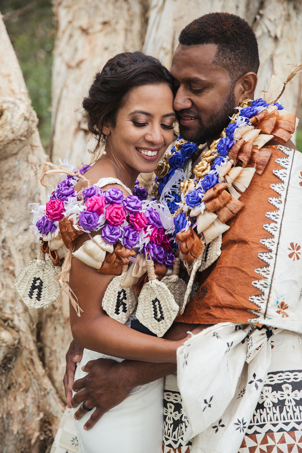 Robynne Isireli Rustic Garden Wedding De Lumiere Photography SBS 036