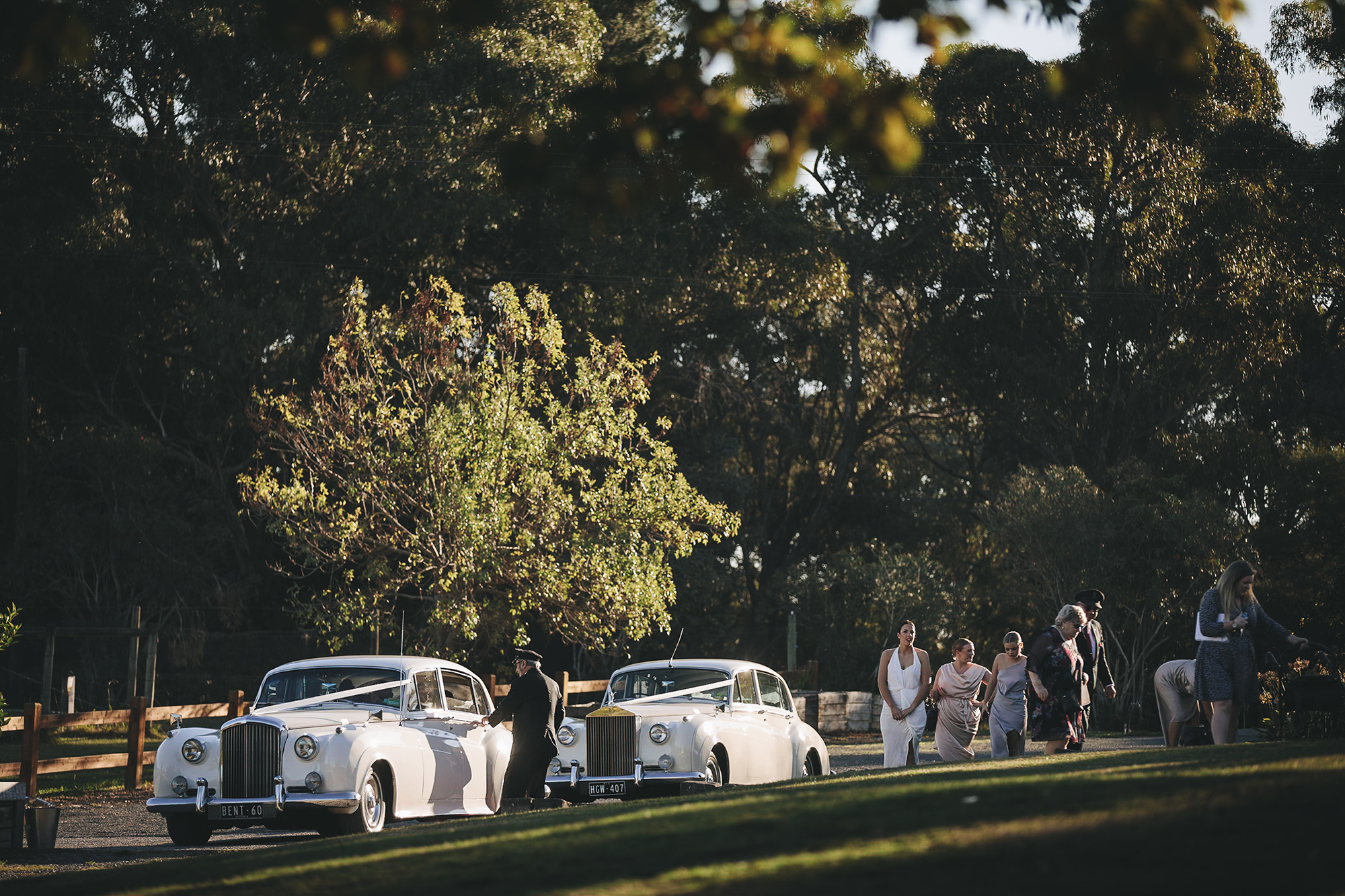 Samantha Mitchell Modern Rustic Wedding Darin Collison Photographer 016