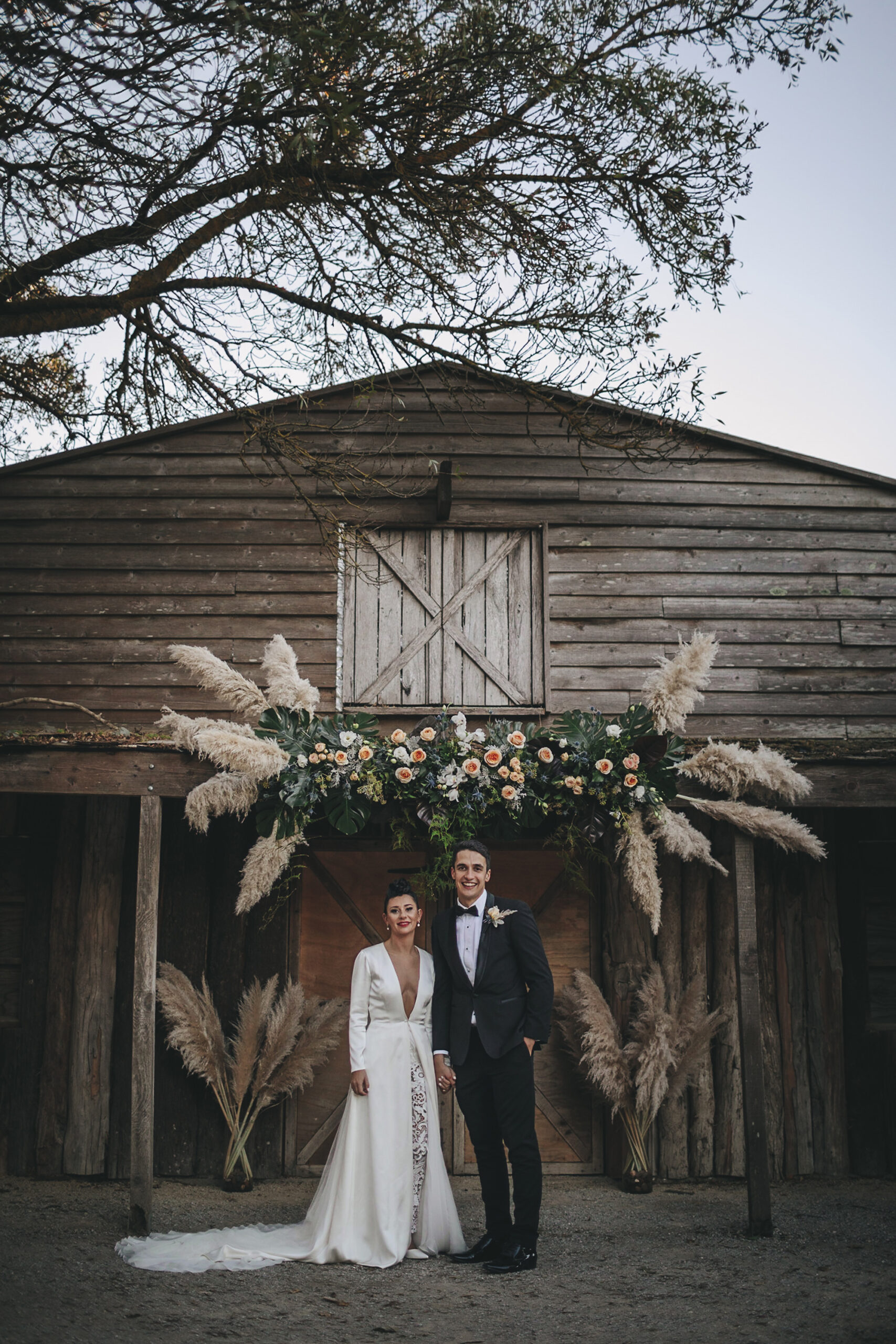 Samantha Mitchell Modern Rustic Wedding Darin Collison Photographer 033 scaled