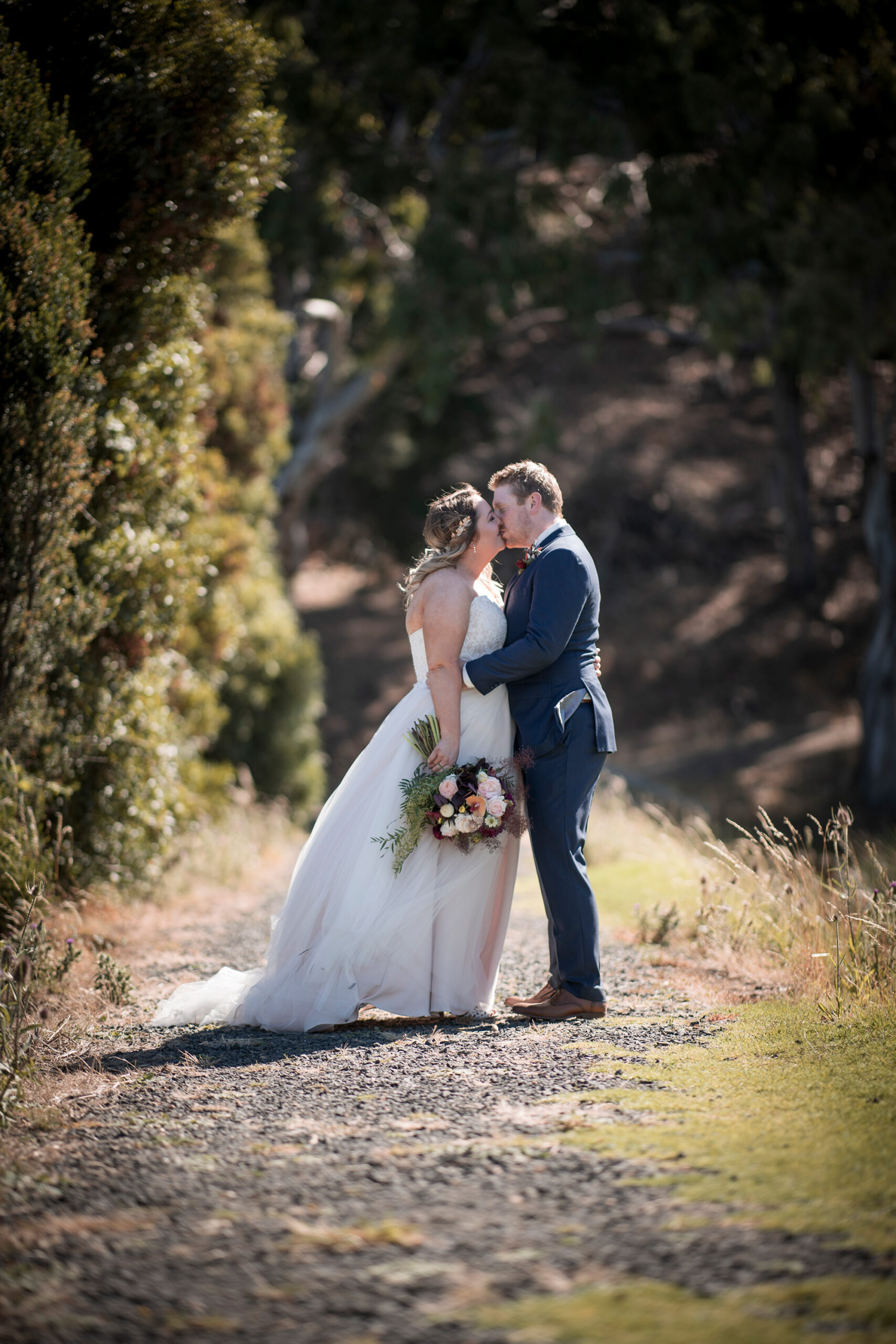 Samantha Simon Rustic Wedding Ed Jones Photography FAV 031 scaled