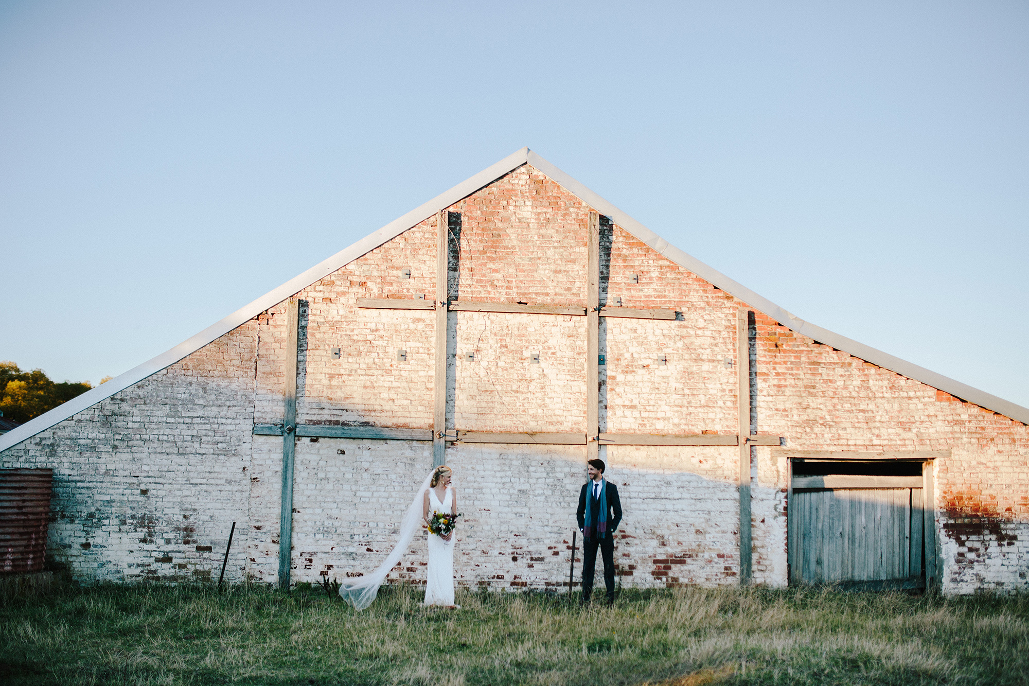 Sandra Esteban Elegant Farm Wedding Camilla Kirk Photography 039