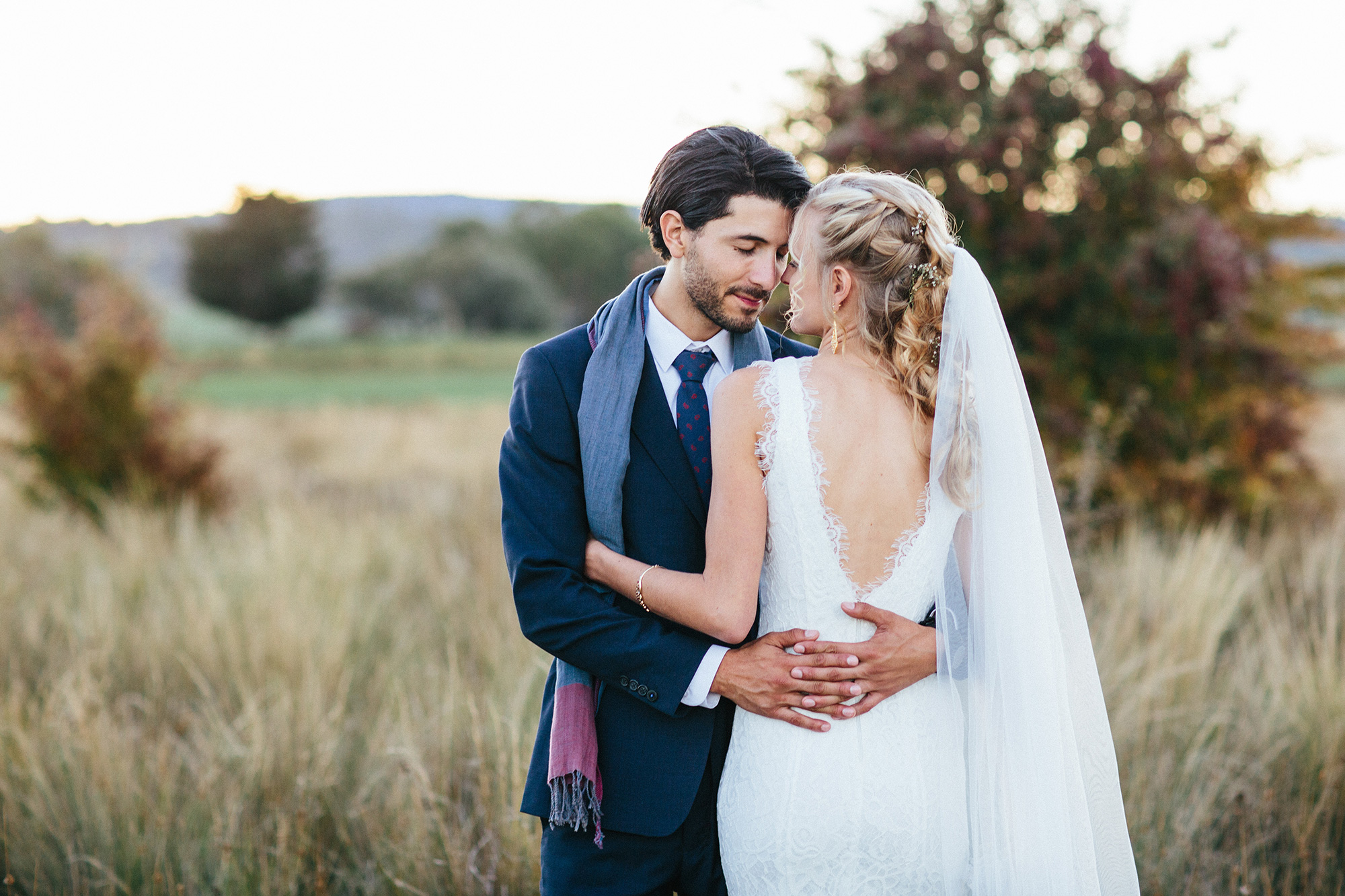 Sandra Esteban Elegant Farm Wedding Camilla Kirk Photography 051