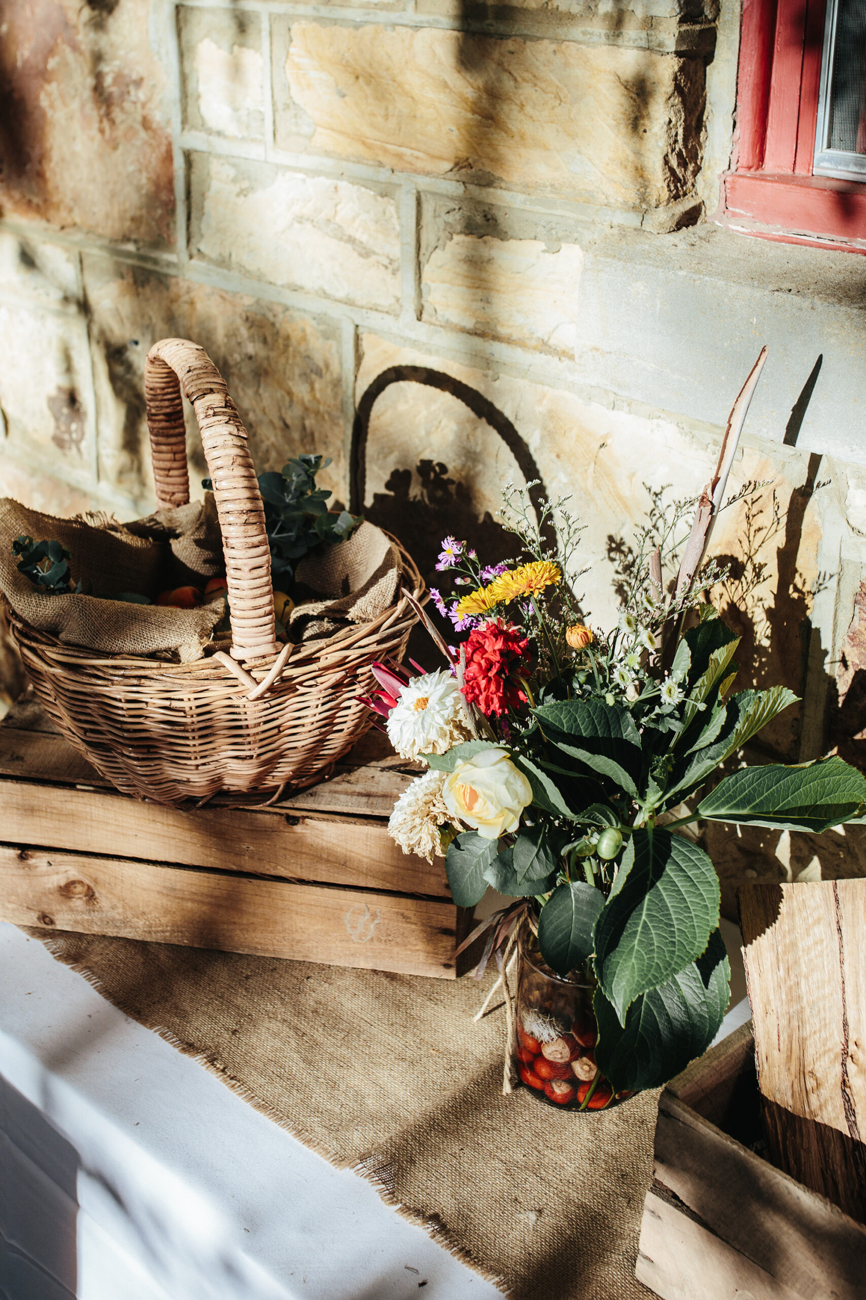 Sandra Esteban Elegant Farm Wedding Camilla Kirk Photography SBS 023 scaled