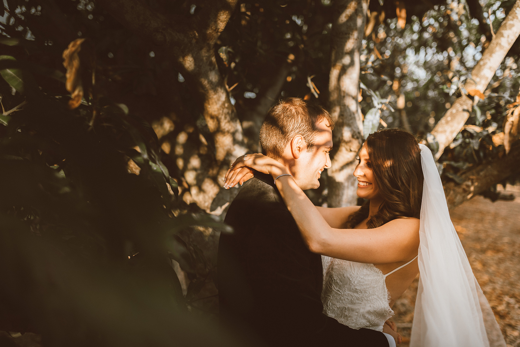 Sara_Frank_Romantic-Garden-Wedding_The-Raw-Photographer_025