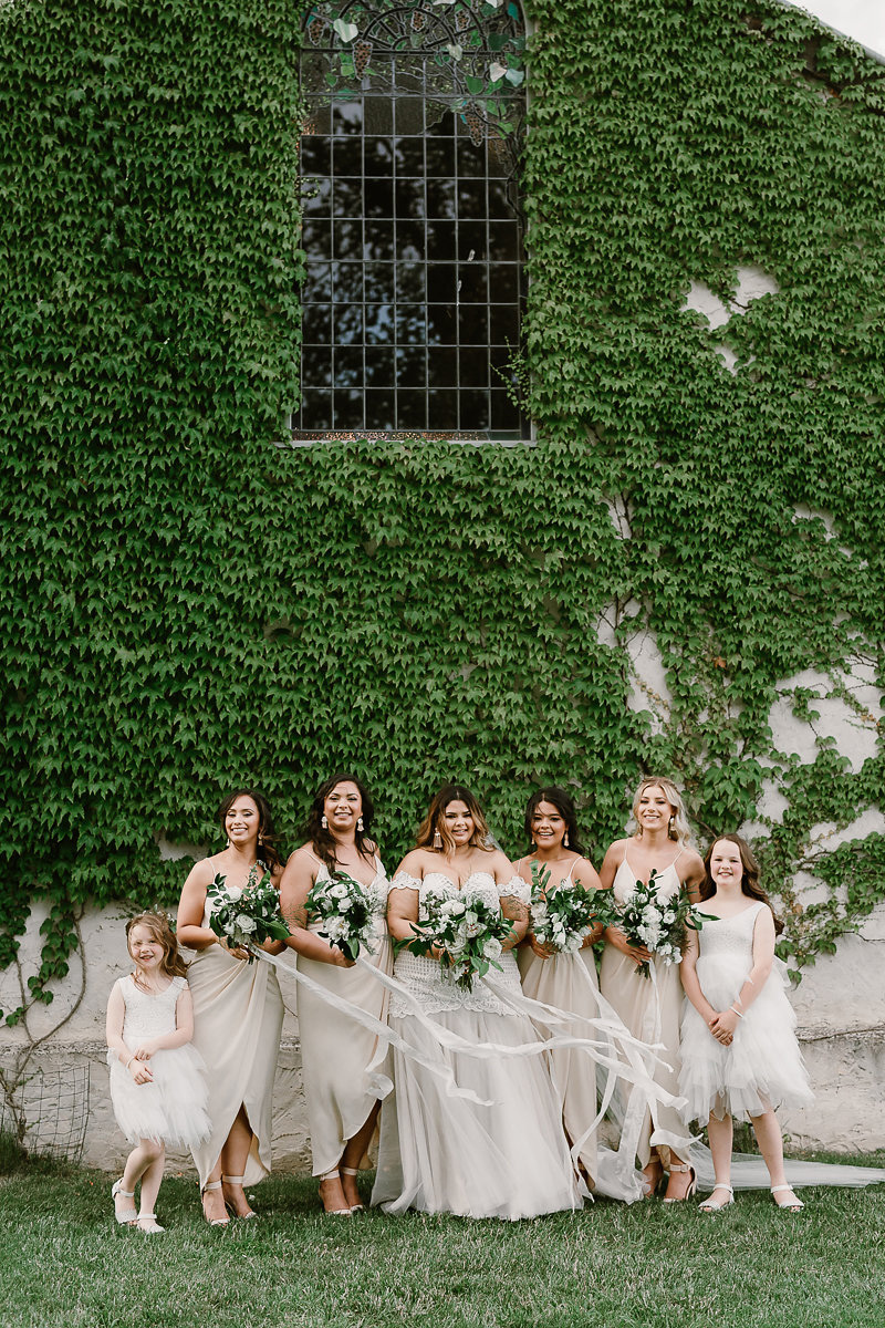 Shannon_Brad_Luxe-Rustic-Wedding_Blossom-Daisy-Creative_SBS_017