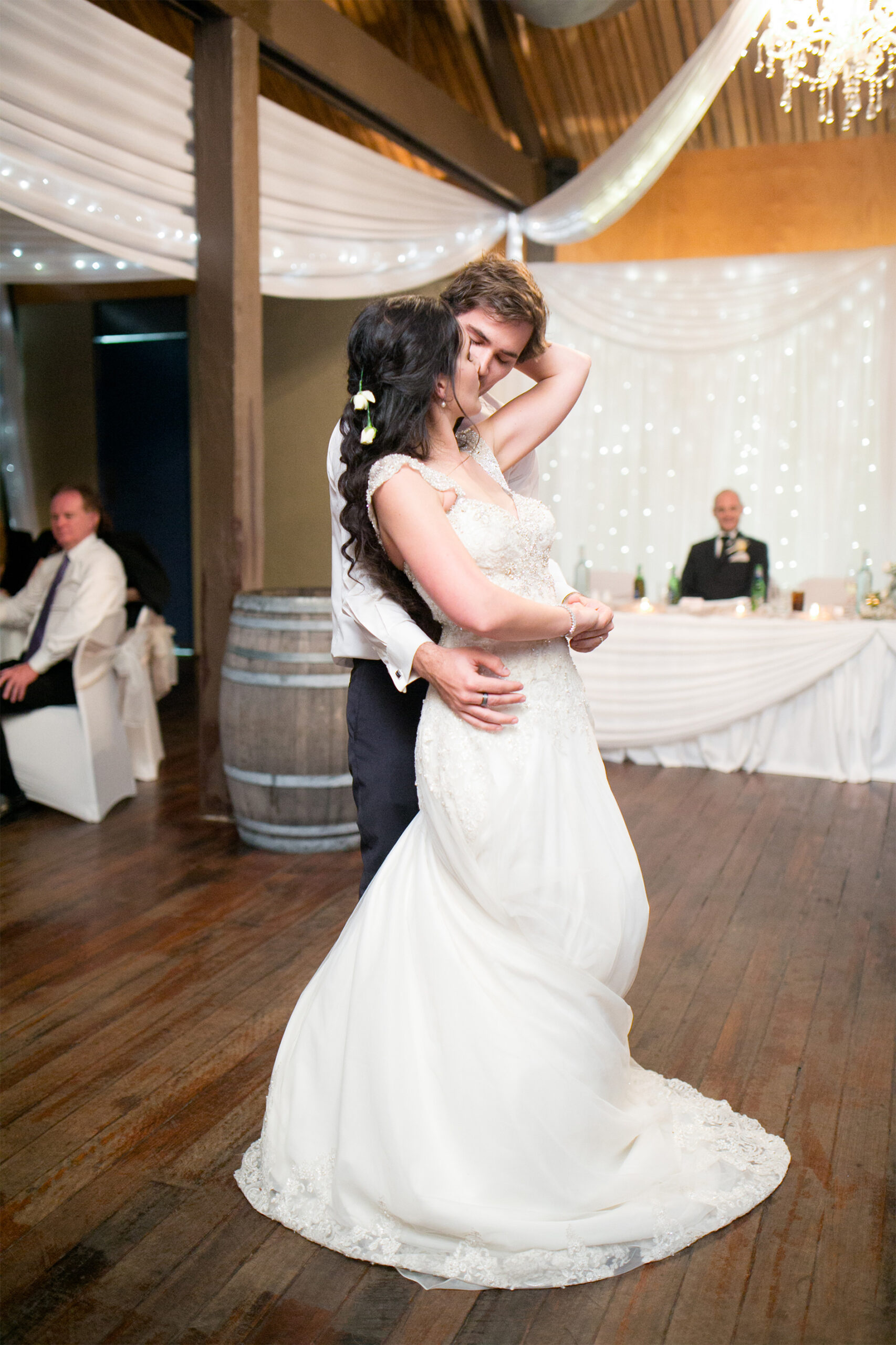 Shelley_Richard_Romantic-Wedding_SBS_039